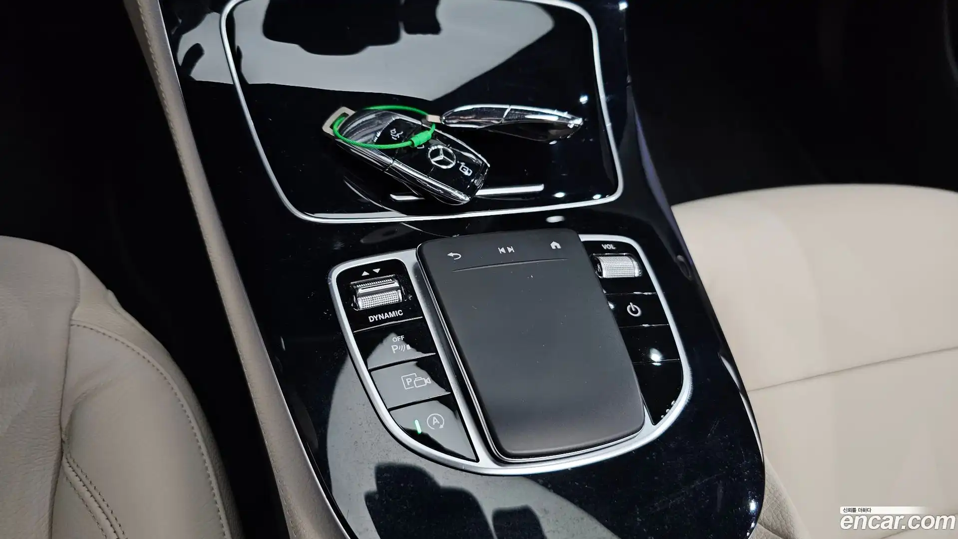 E-Class Mercedes-Benz 2021.1-INNER-009