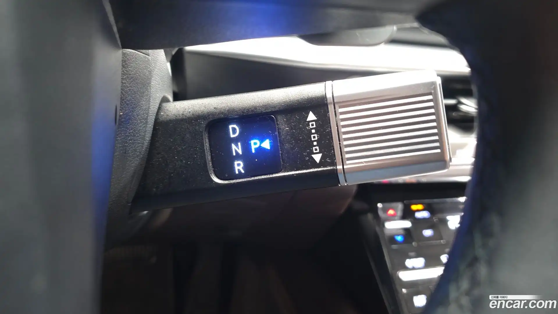 Grandeur Hyundai 2023.1-INNER-009