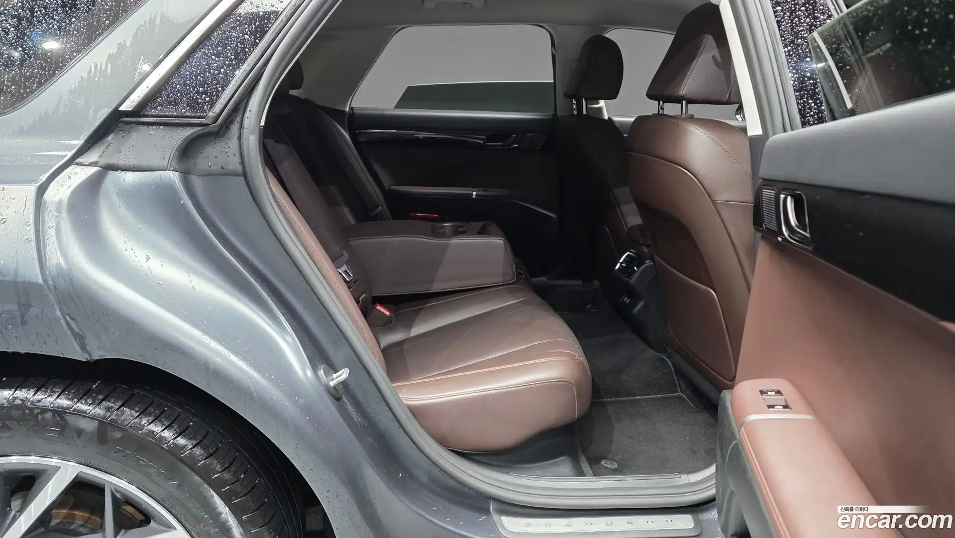 Grandeur Hyundai 2023.1-OPTION-016