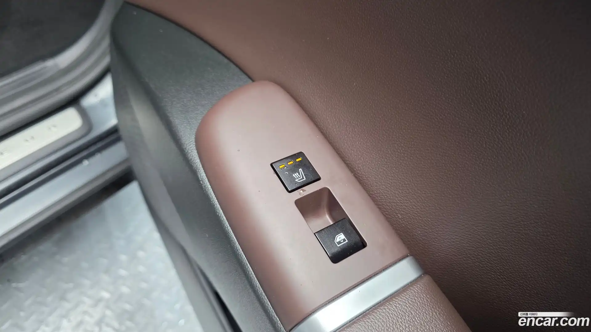Grandeur Hyundai 2023.1-OPTION-023