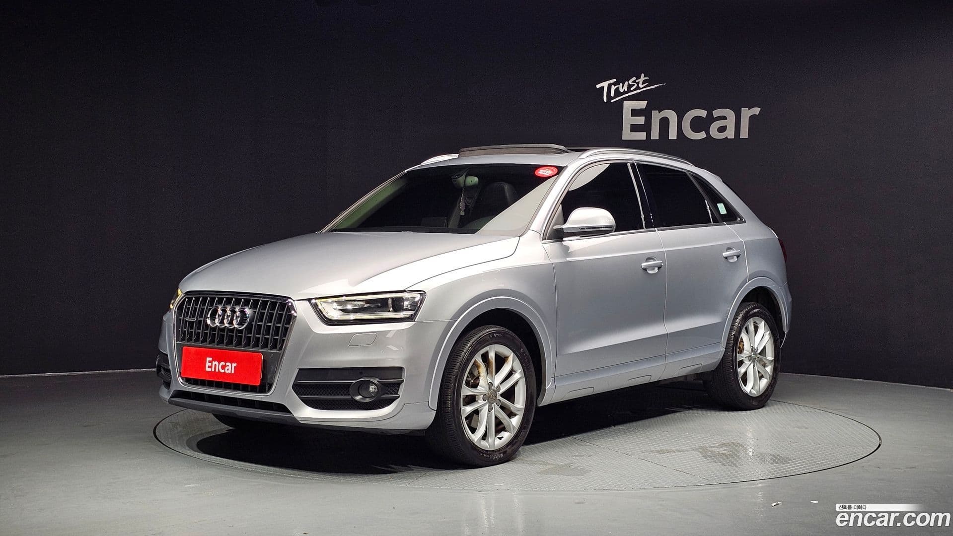 Main__Slider__Photo:Q3 Audi 2015.4-0