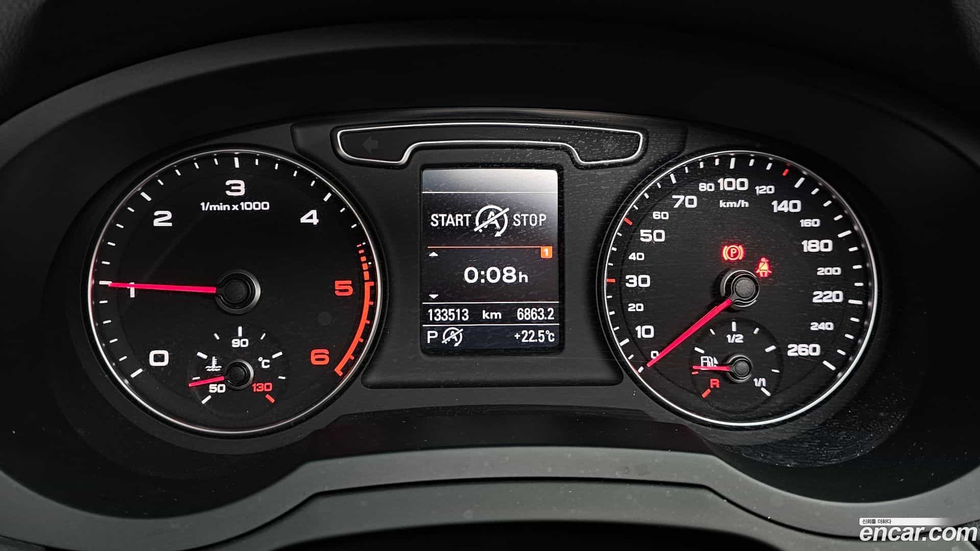 Q3 Audi 2015.4-INNER-008