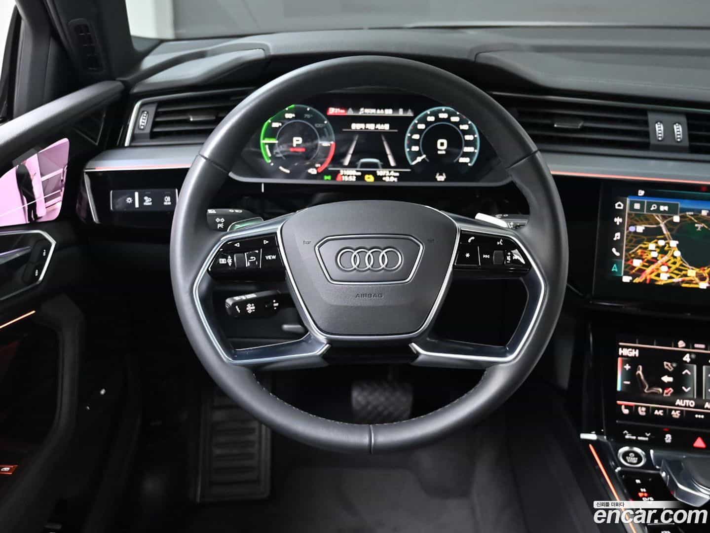 e-tron Audi 2022.9-OPTION-017