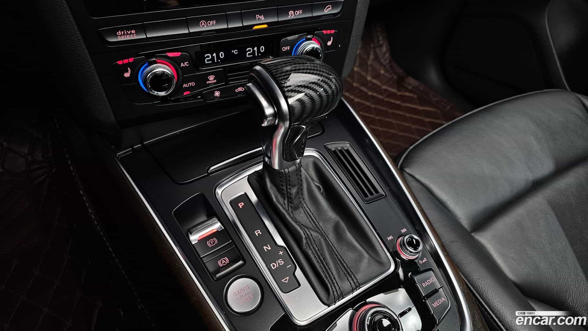Q5 Audi 2015.0-INNER-009
