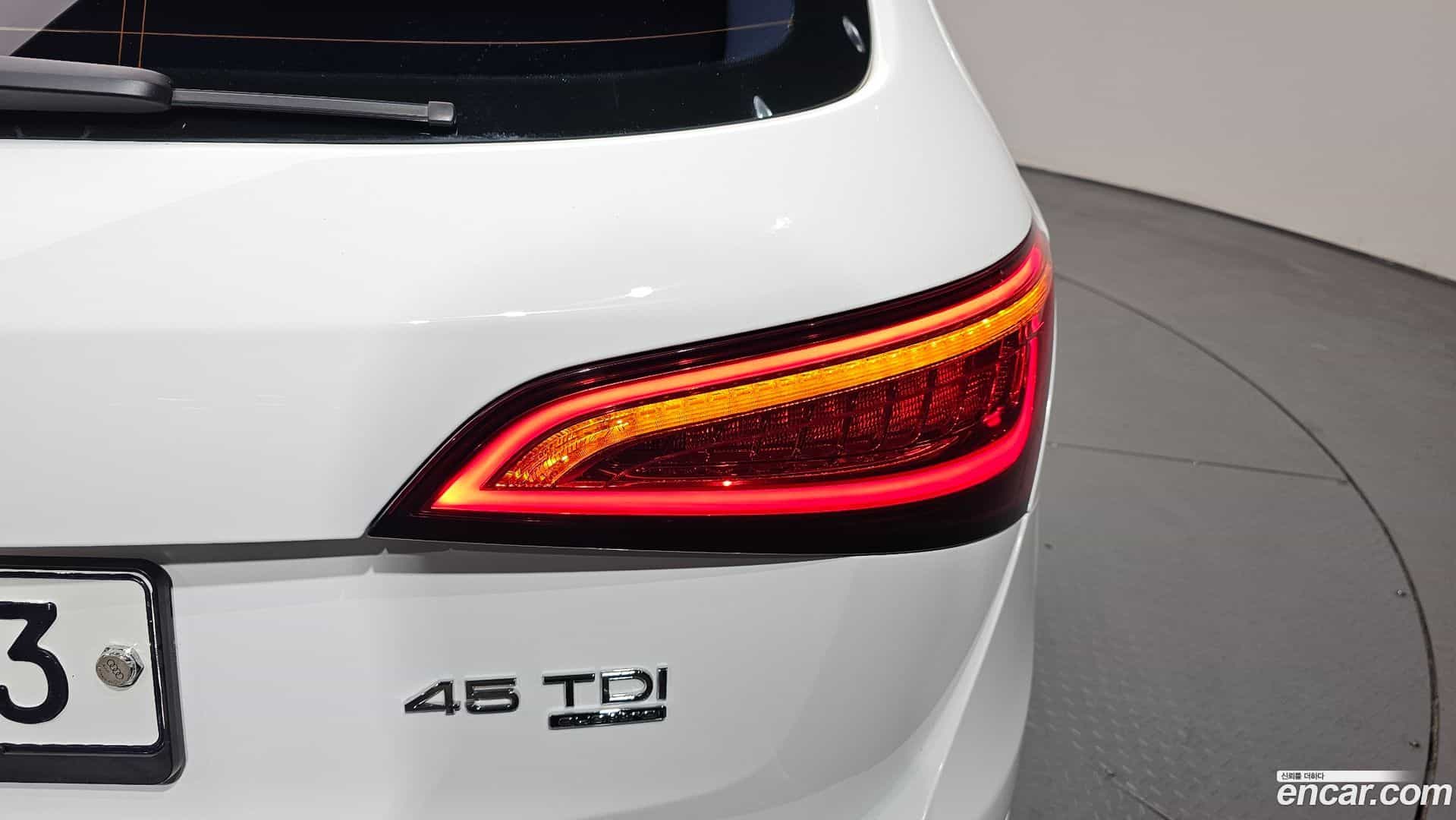 Q5 Audi 2015.0-OUTER-033