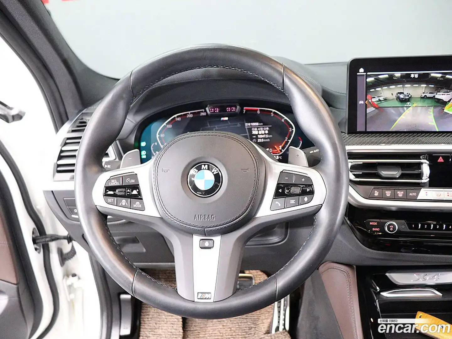 X4 BMW 2023.10-OUTER-006