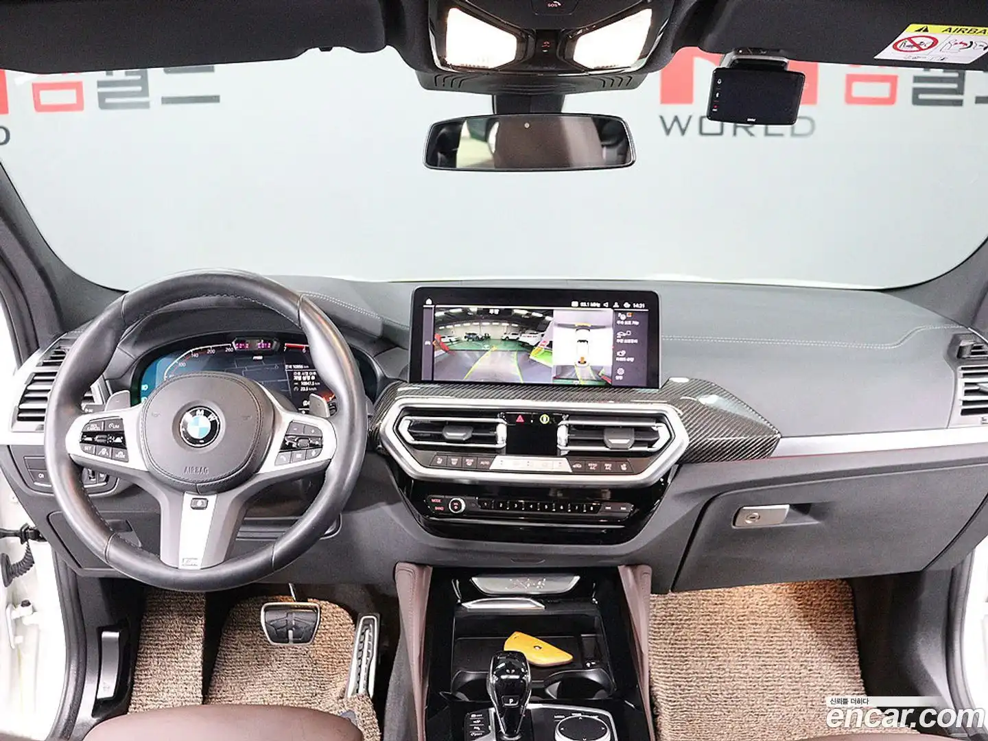 X4 BMW 2023.10-INNER-008
