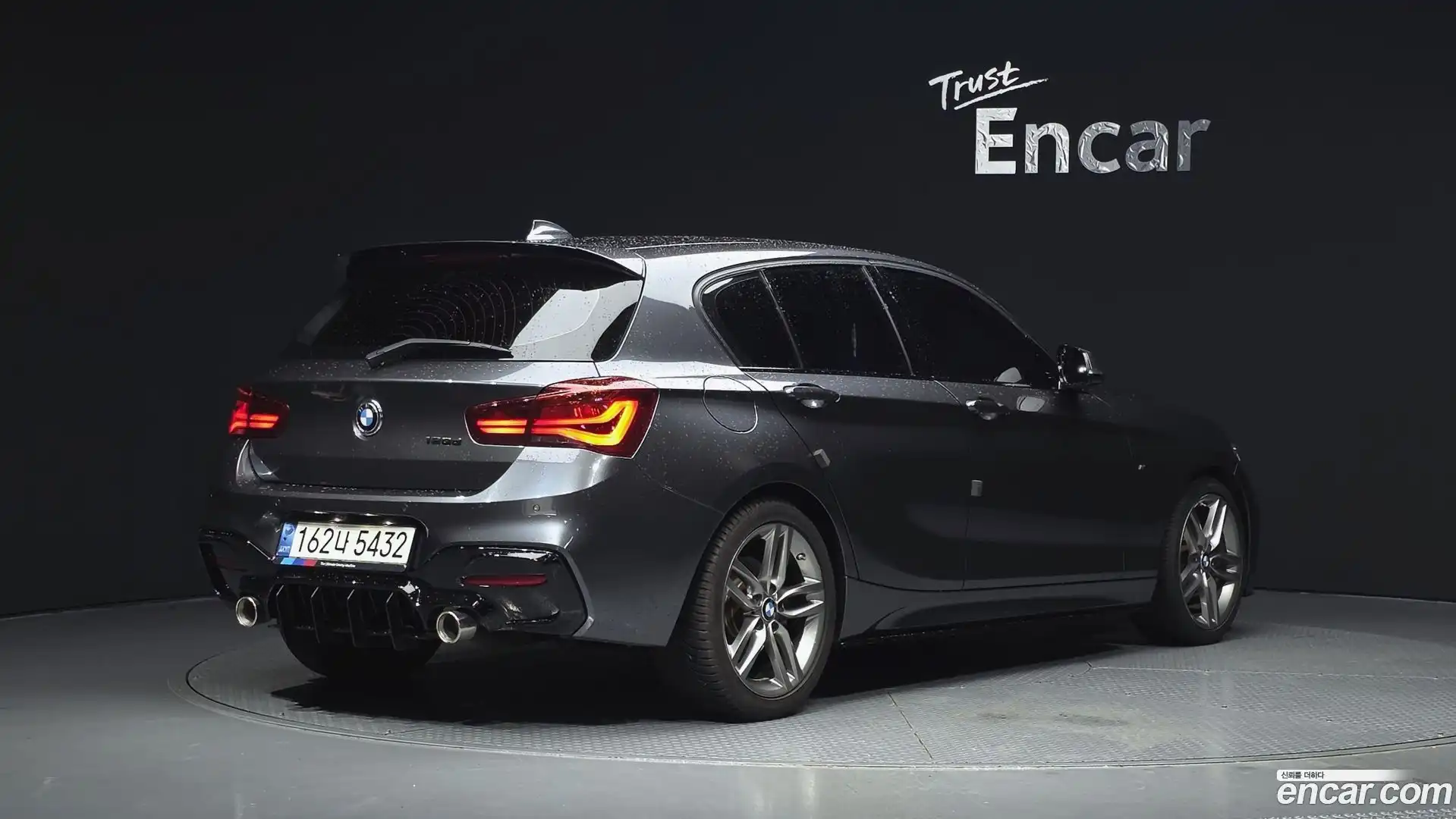 1-Series BMW 2018.0-OUTER-002