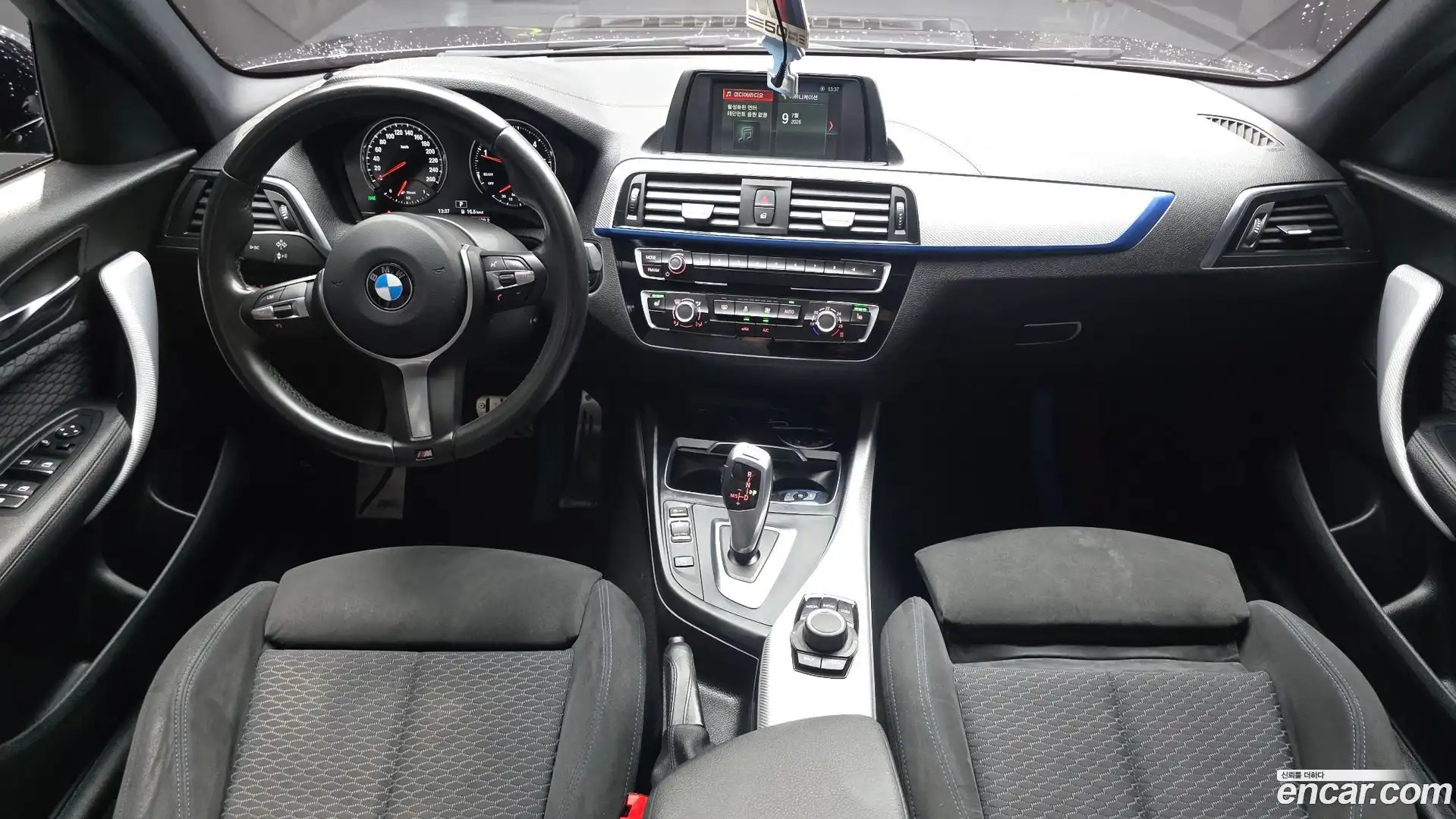 1-Series BMW 2018.0-INNER-007