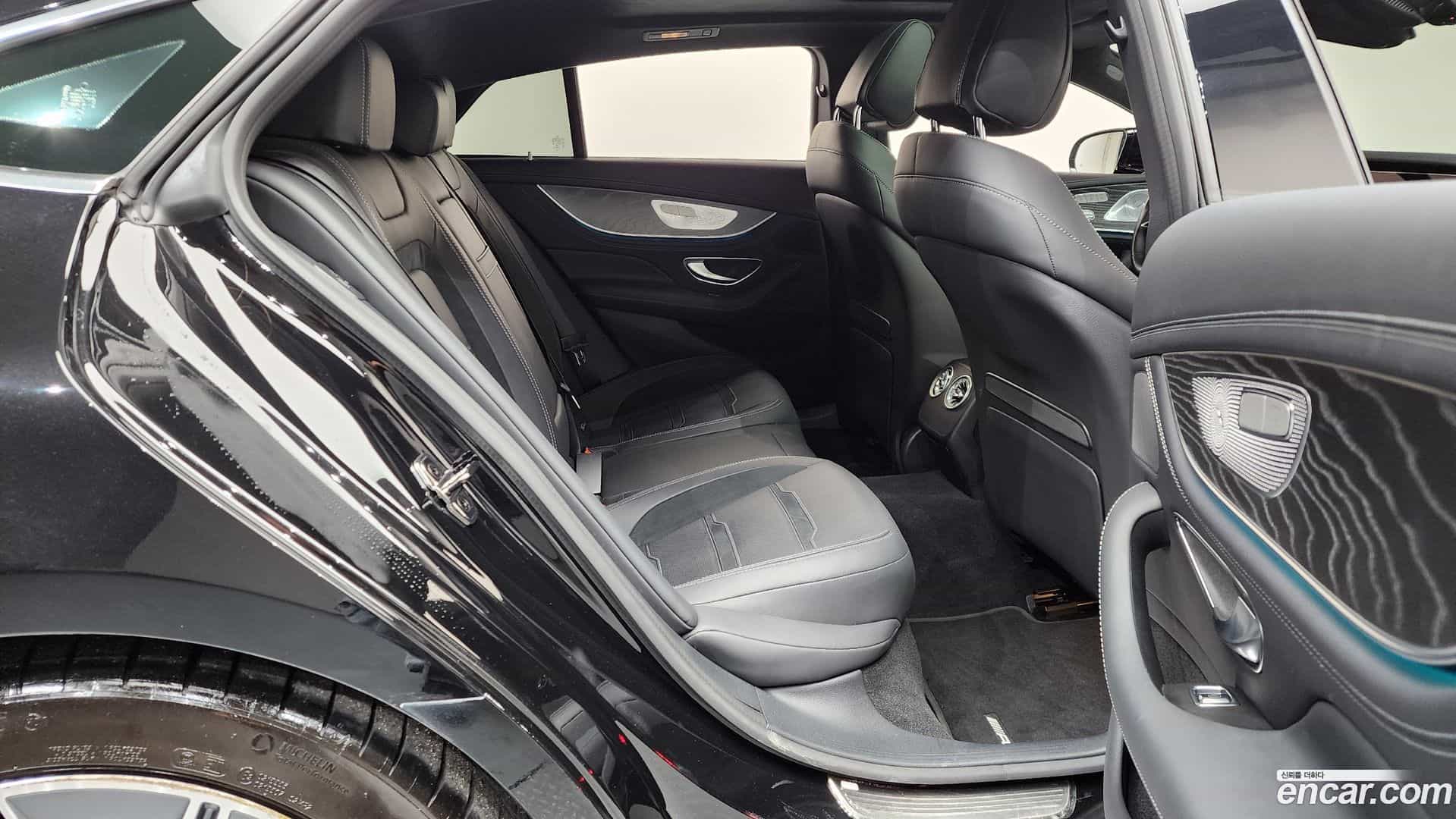 AMG GT Mercedes-Benz 2023.9-OPTION-015
