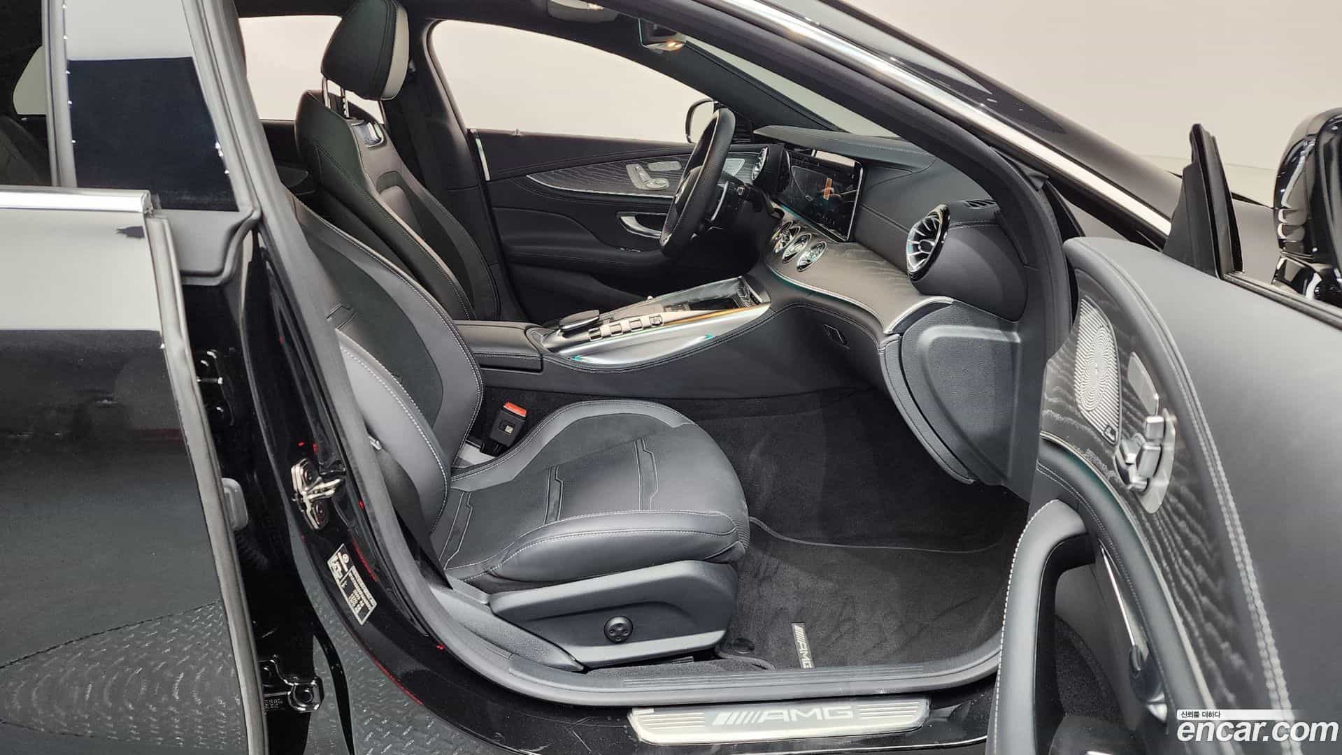 AMG GT Mercedes-Benz 2023.9-INNER-036