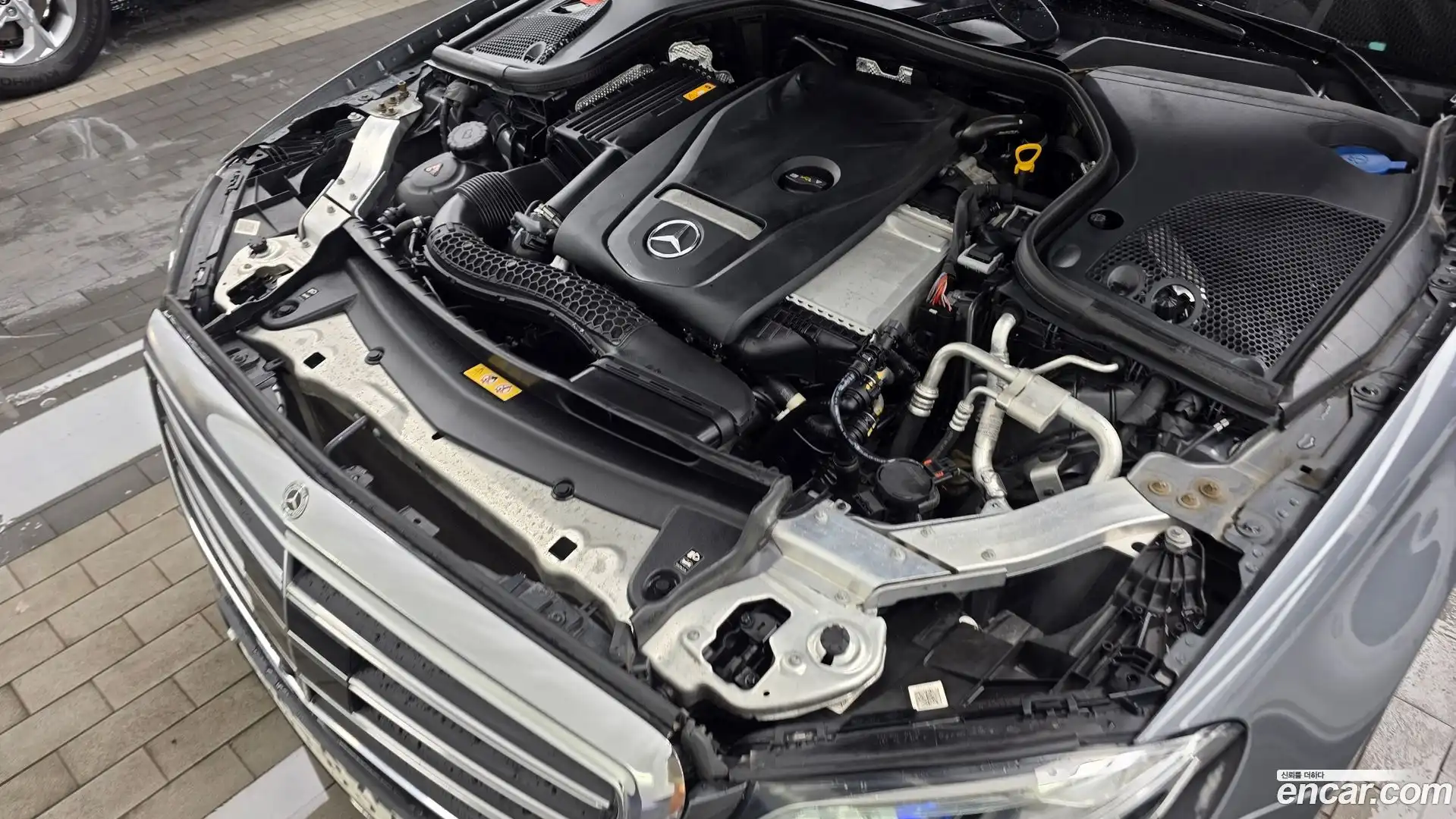 E-Class Mercedes-Benz 2020.0-OUTER-006
