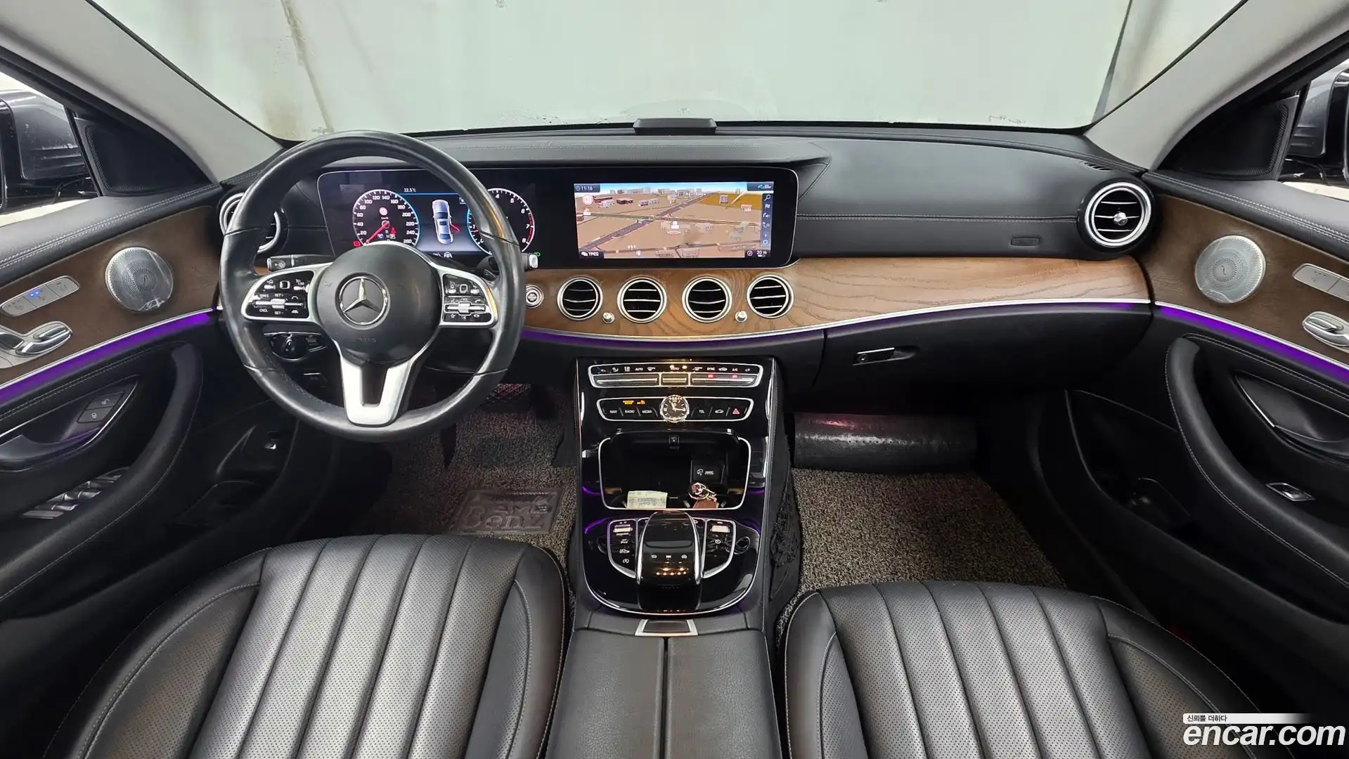 E-Class Mercedes-Benz 2020.0-INNER-007