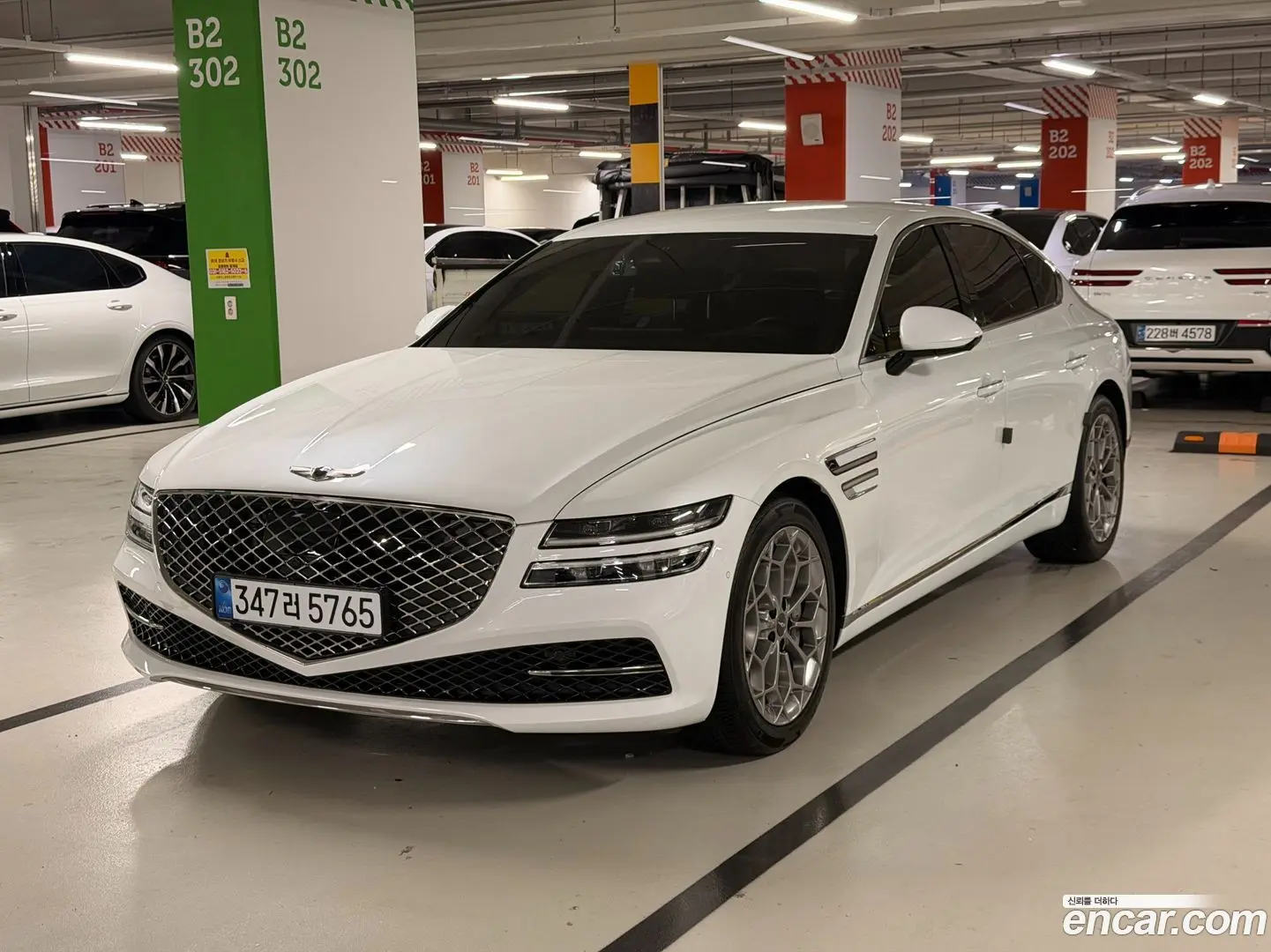 Main__Slider__Photo:G80 Genesis 2022.4-0