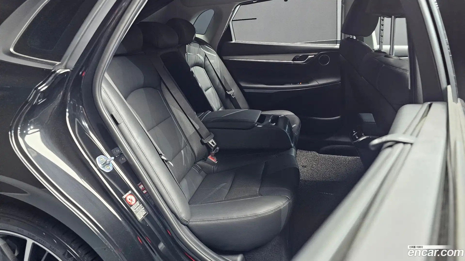 Grandeur Hyundai 2021.9-OPTION-015