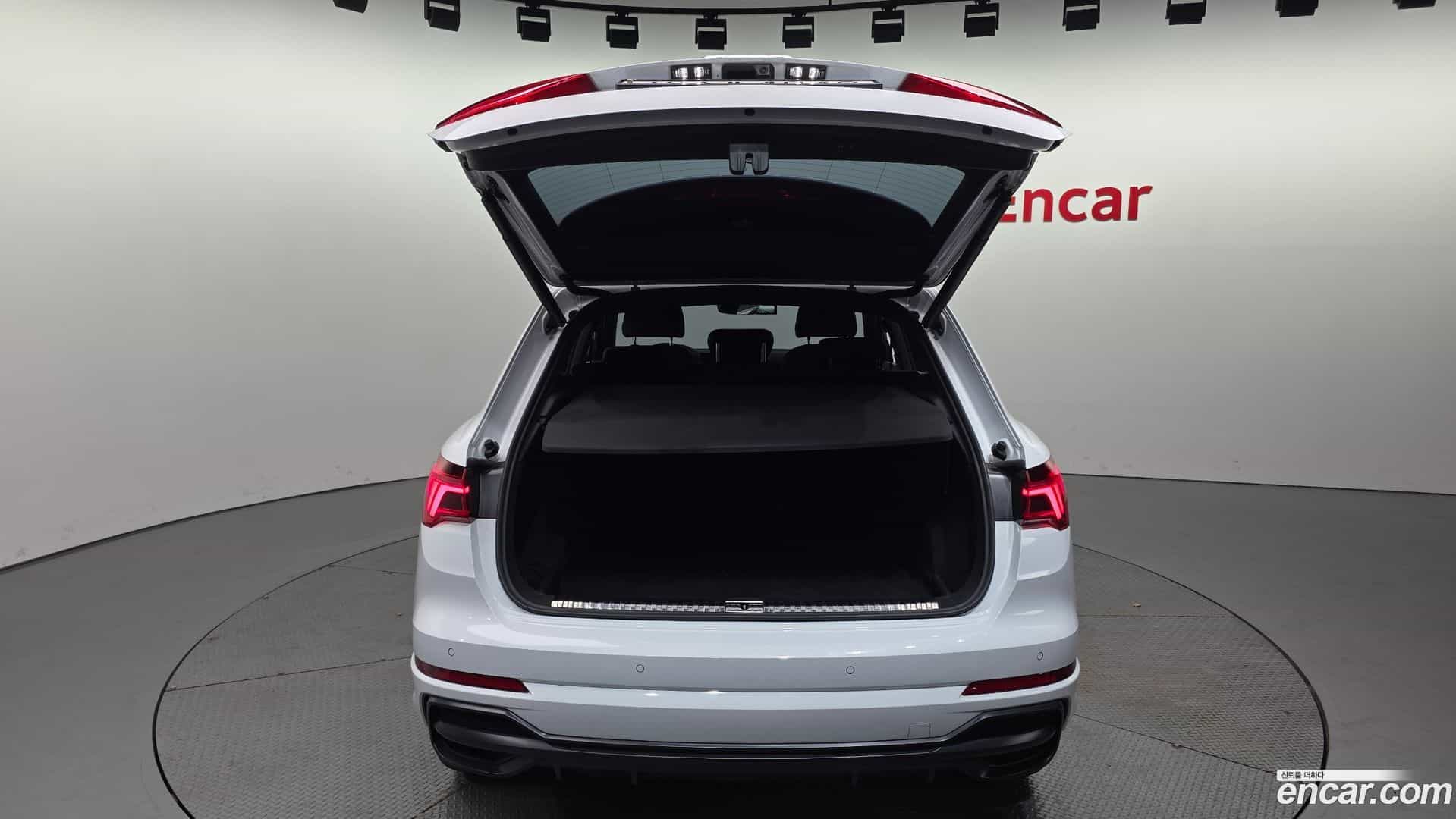 Q3 Audi 2022.8-OPTION-024