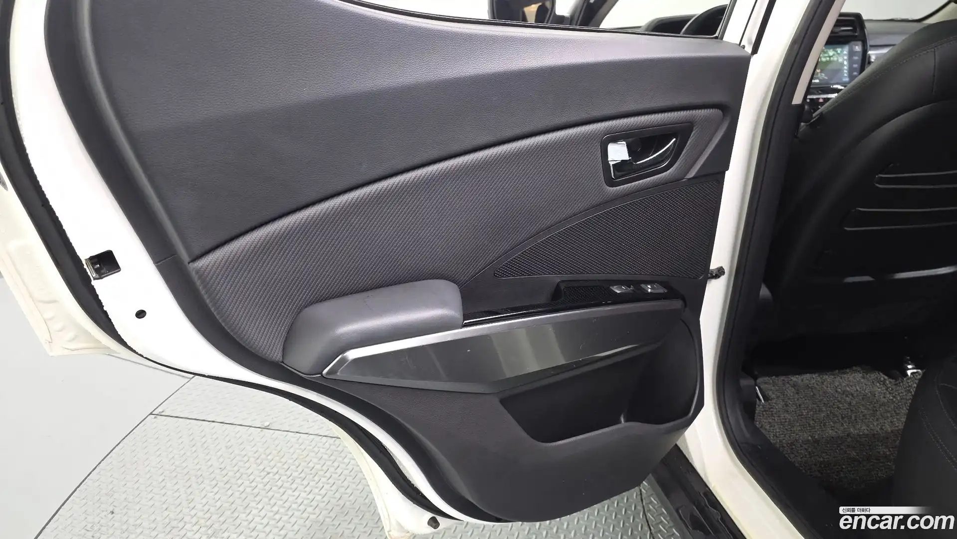 TIBOLI KG Mobility 2021.3-INNER-035