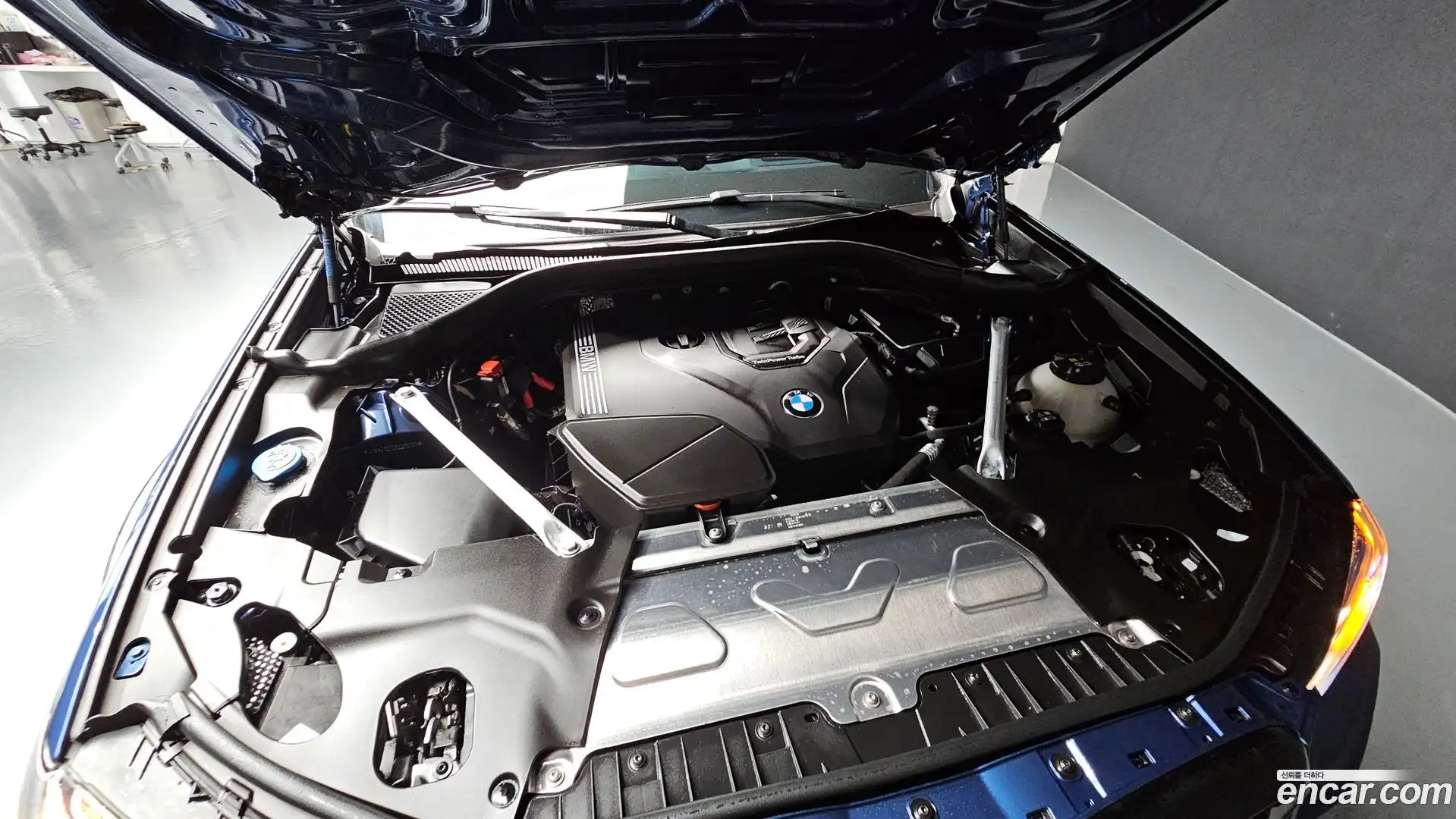X4 BMW 2025.7-OUTER-006