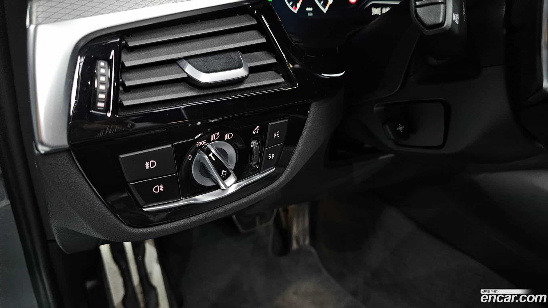 5-Series BMW 2019.6-OPTION-023