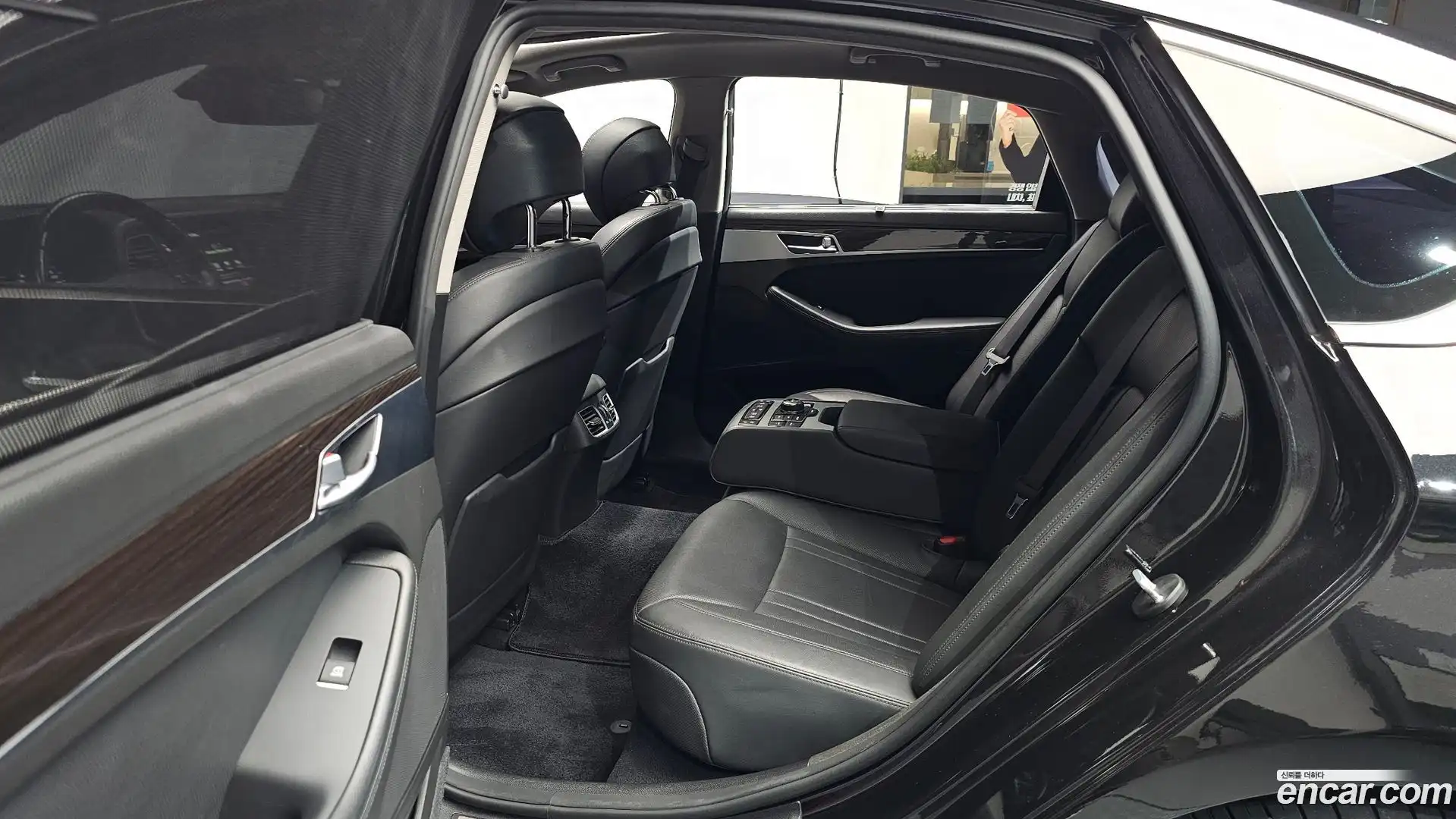 G80 Genesis 2018.3-OPTION-016