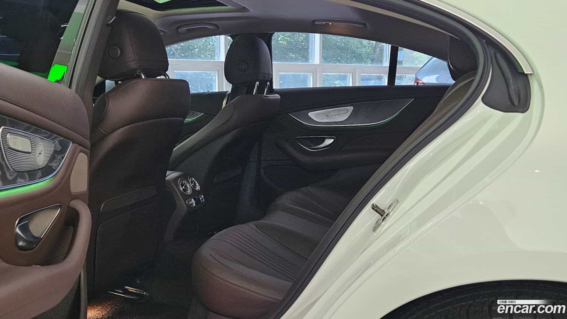 CLS-Class Mercedes-Benz 2021.2-OPTION-016