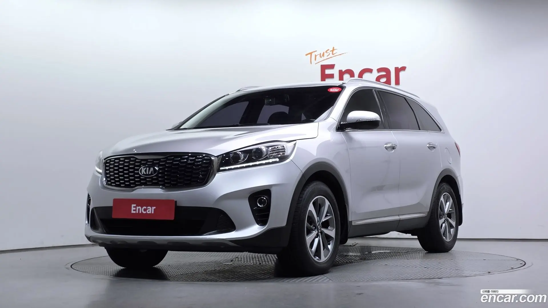 Main__Slider__Photo:Sorento Kia 2017.9-0