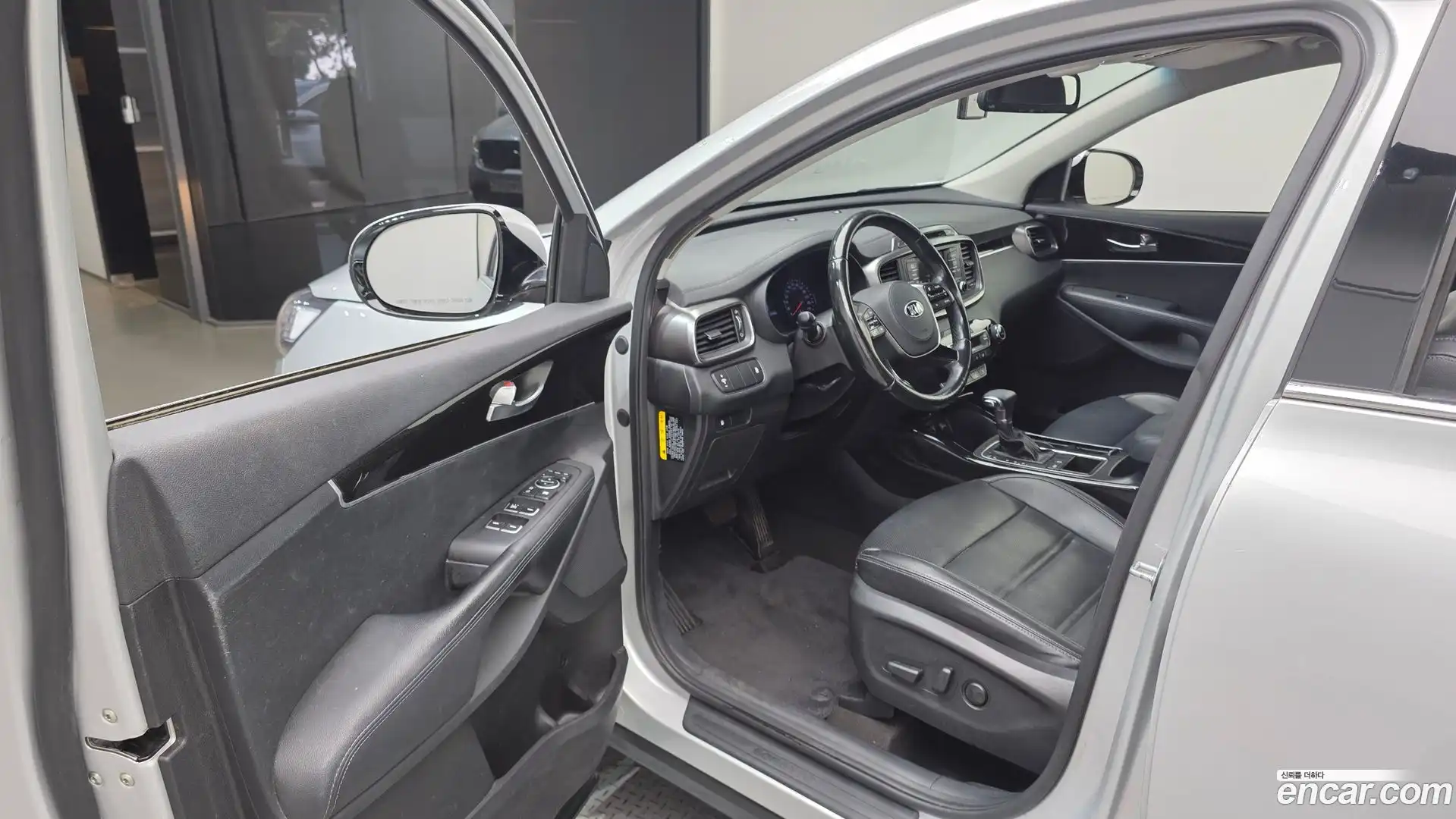 Sorento Kia 2017.9-INNER-010