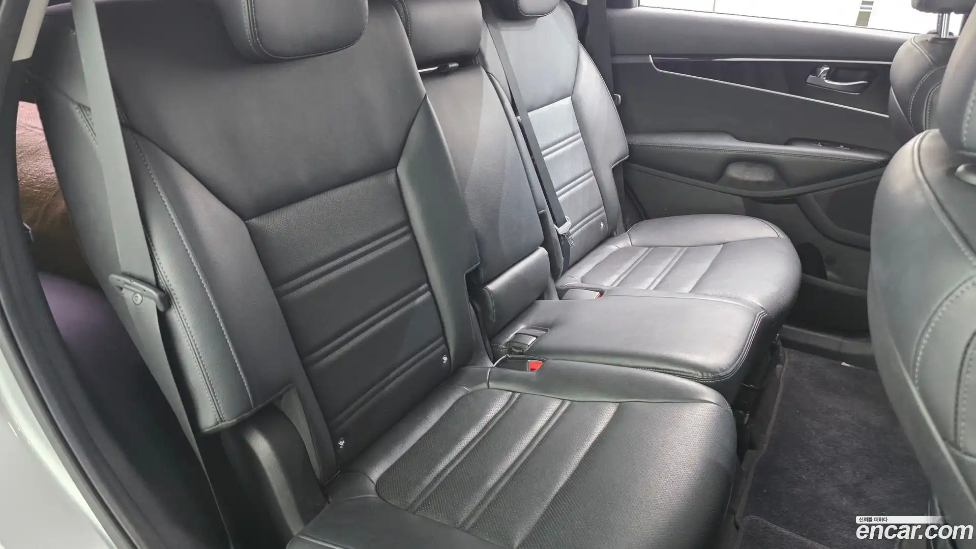 Sorento Kia 2017.9-OPTION-015