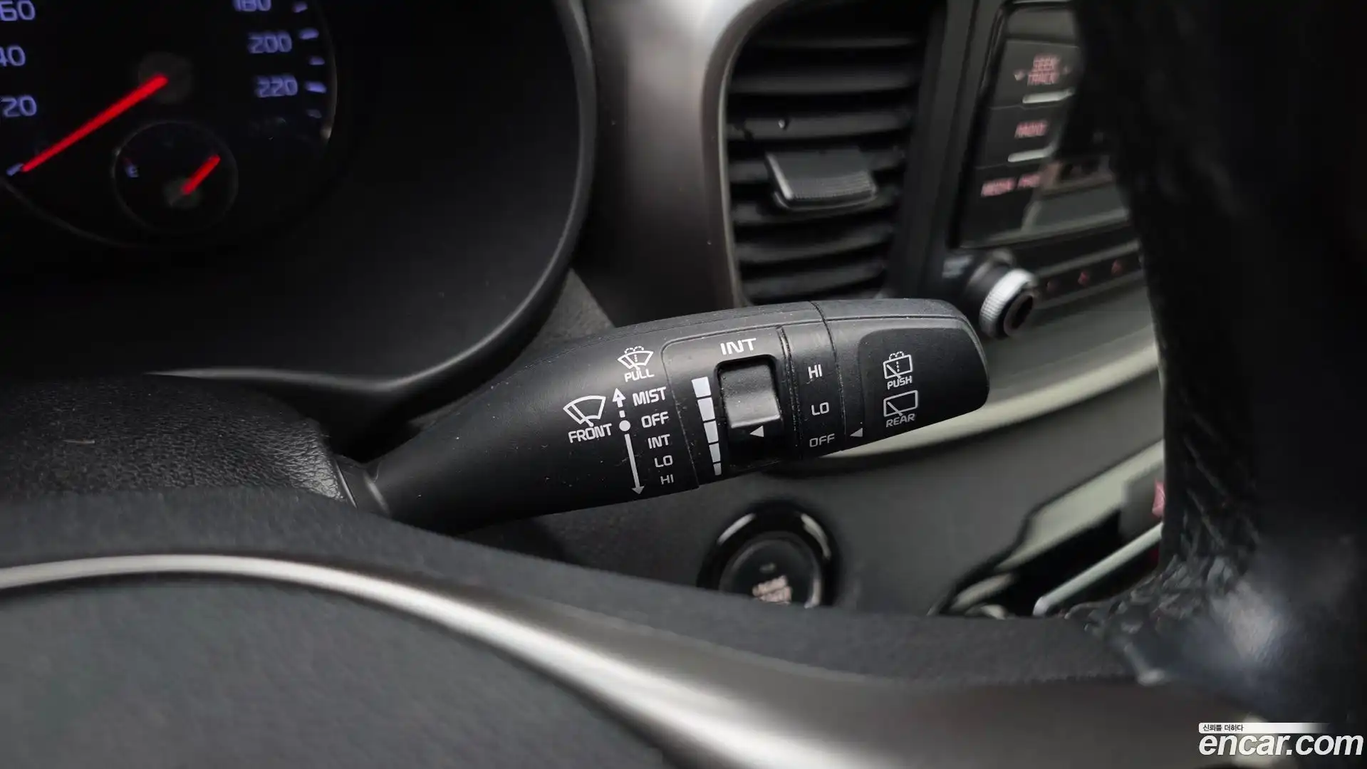 Sorento Kia 2017.9-OPTION-020