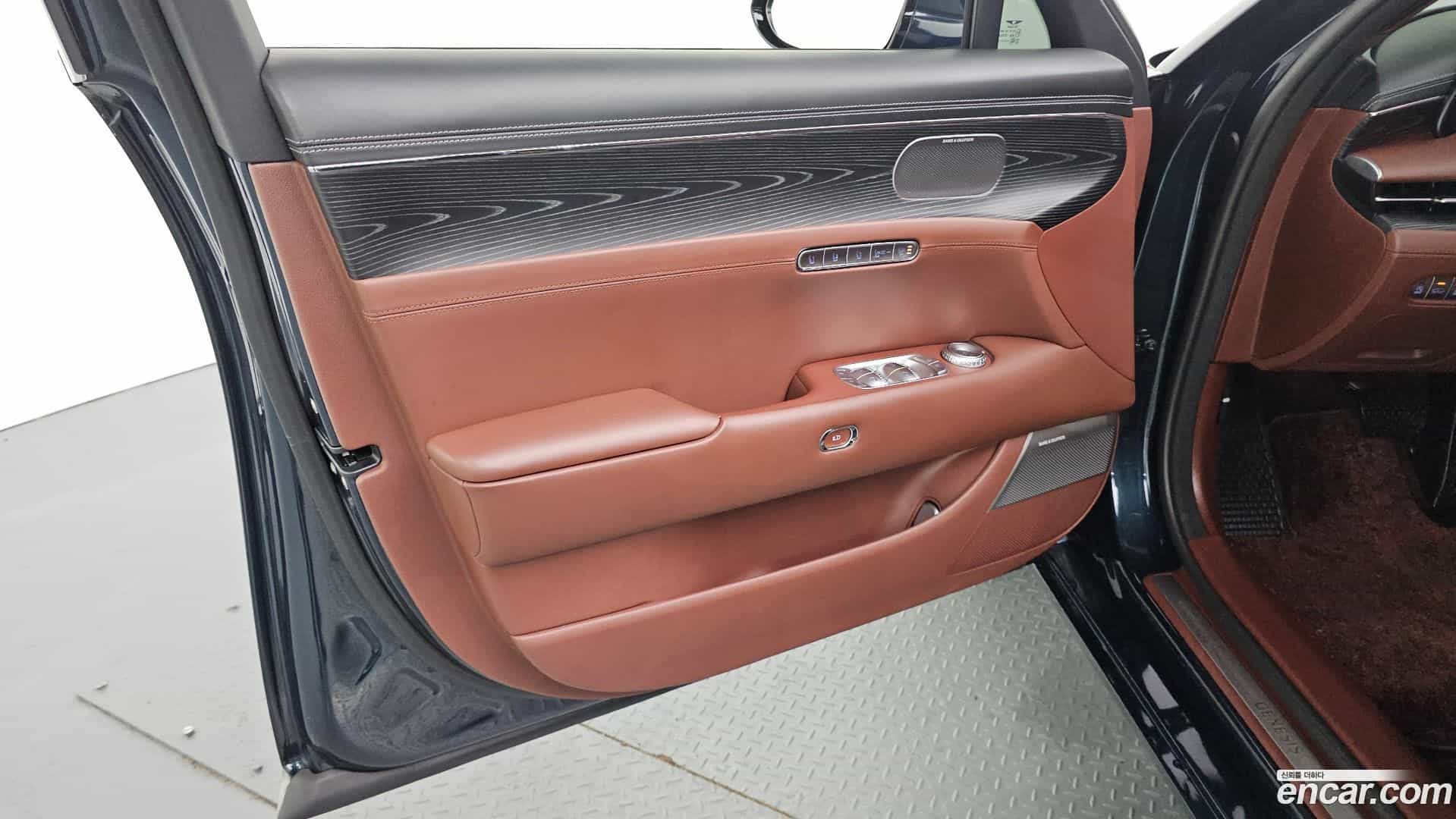 G90 Genesis 2022.9-INNER-034