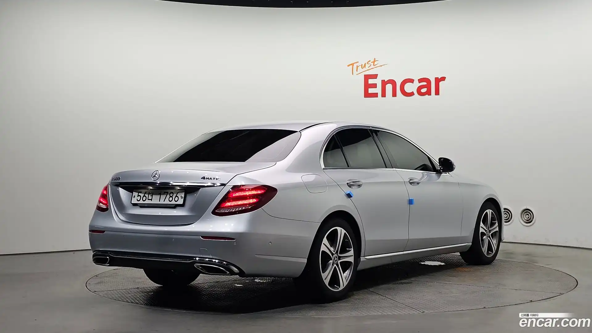 E-Class Mercedes-Benz 2018.10-OUTER-002