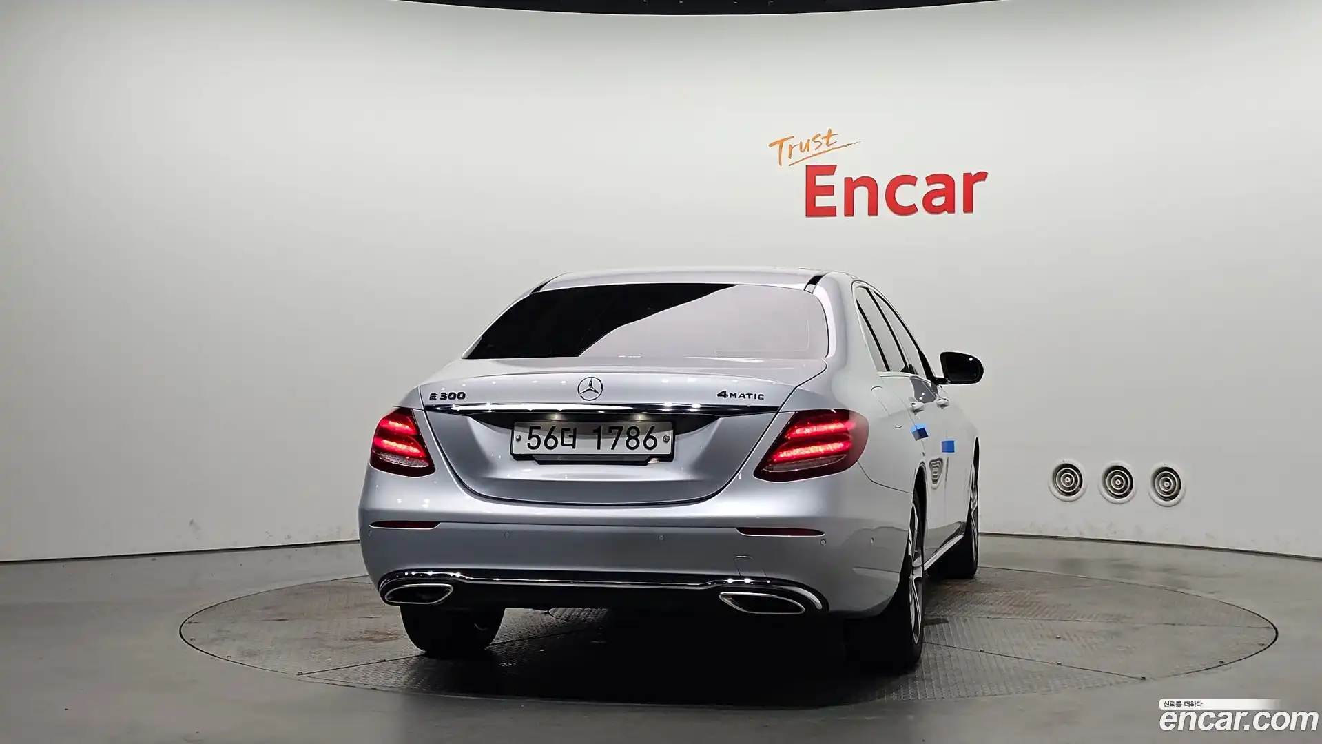 E-Class Mercedes-Benz 2018.10-OUTER-004