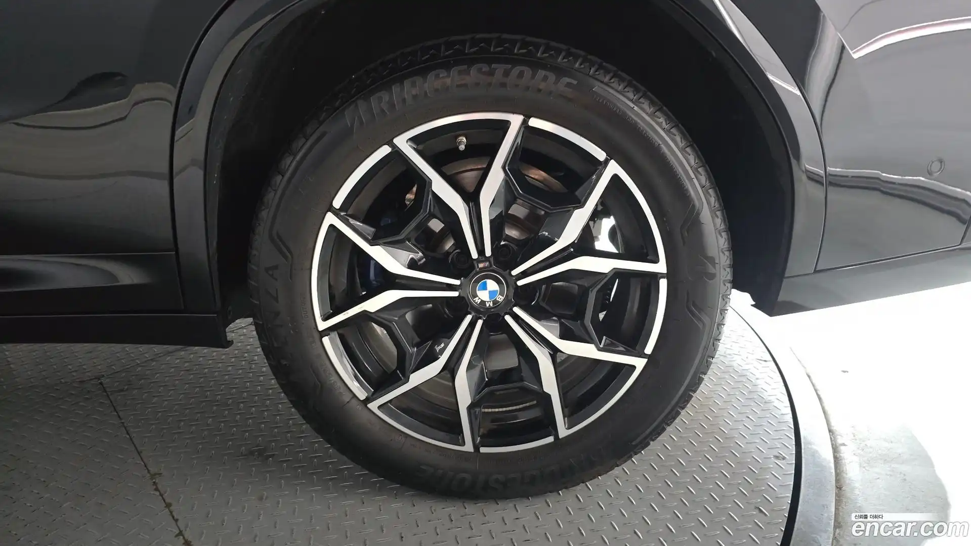 X4 BMW 2024.10-OUTER-031