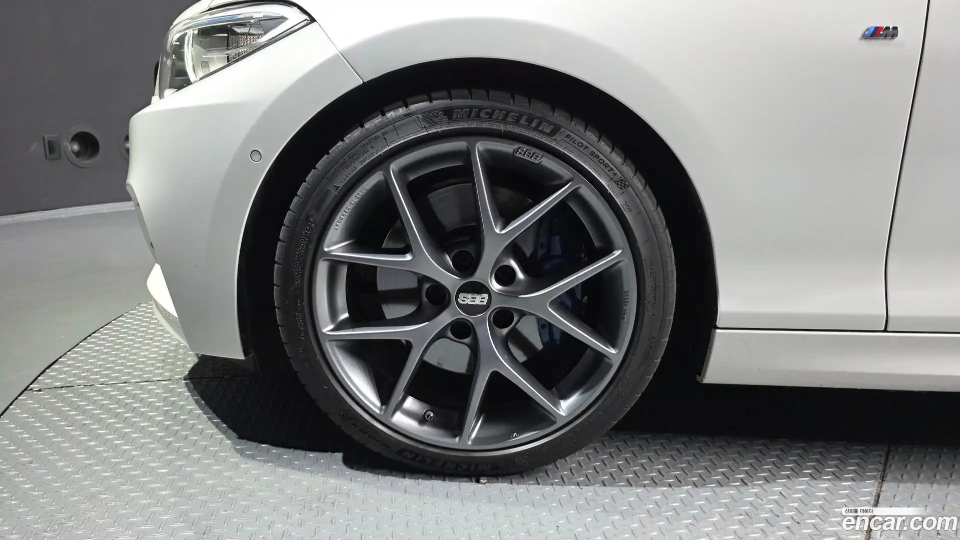 2-Series BMW 2015.5-OUTER-005