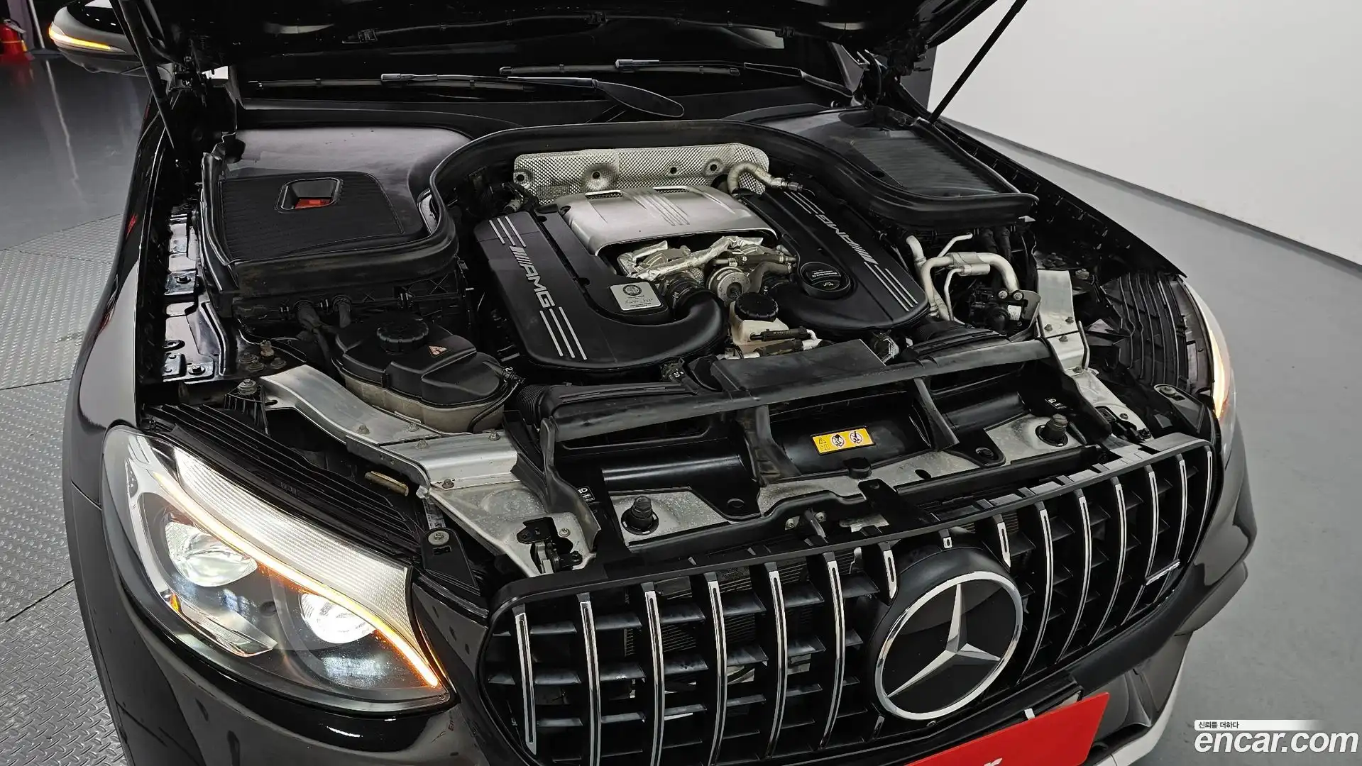 GLC-Class Mercedes-Benz 2018.11-OUTER-006