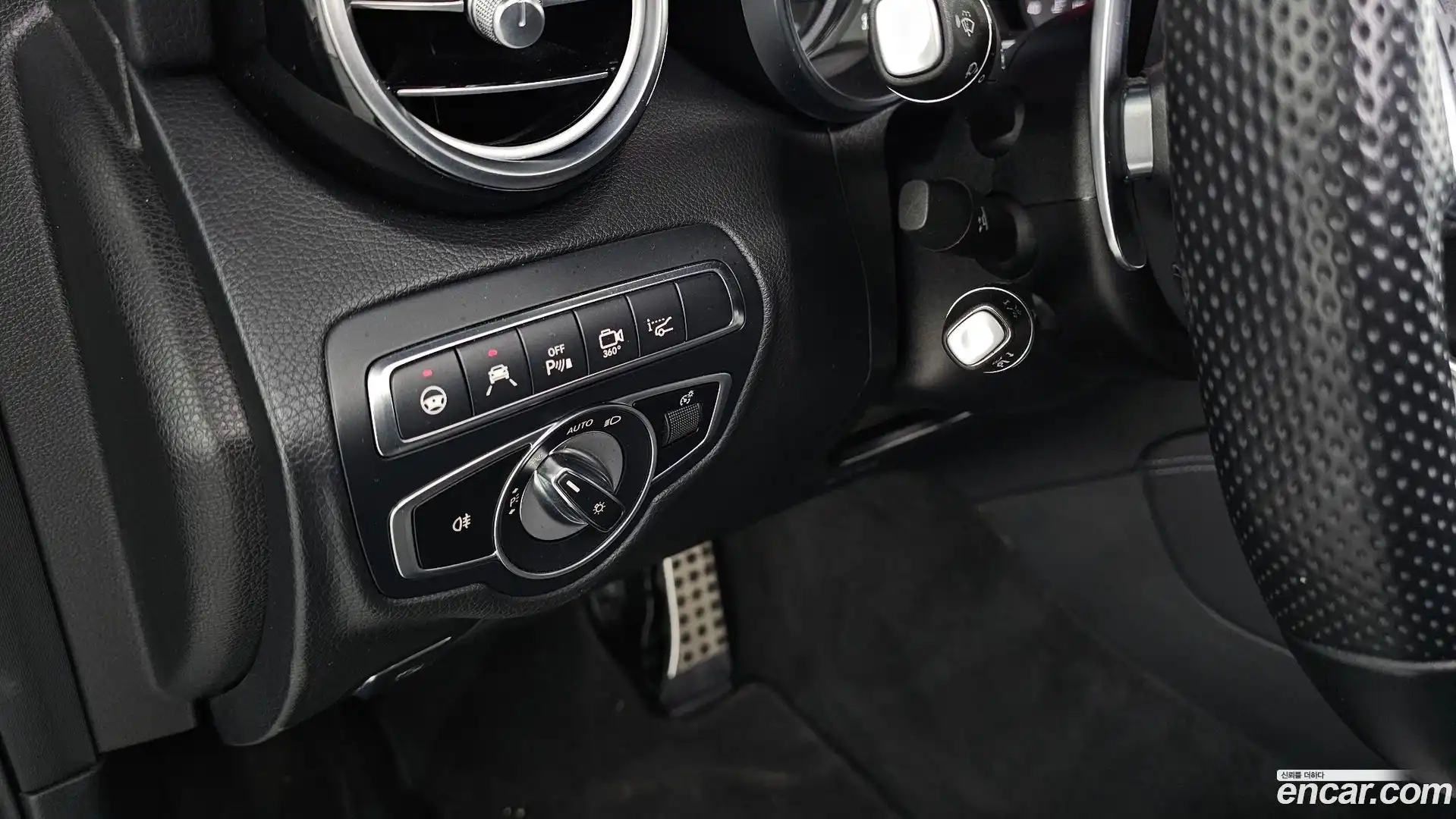 GLC-Class Mercedes-Benz 2018.11-OPTION-021