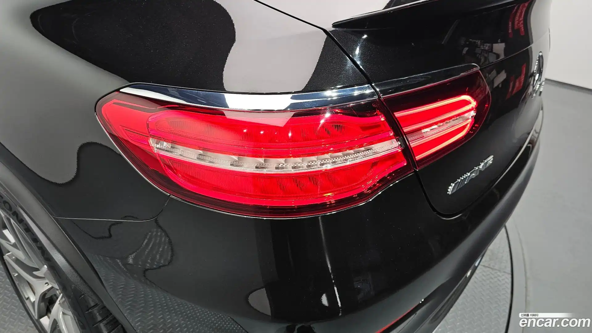 GLC-Class Mercedes-Benz 2018.11-OUTER-033