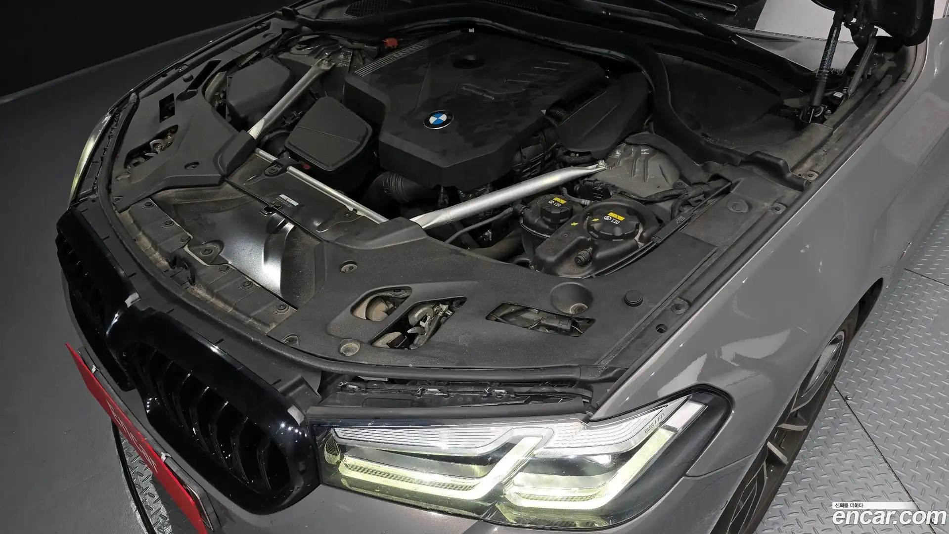 5-Series BMW 2021.4-OUTER-006