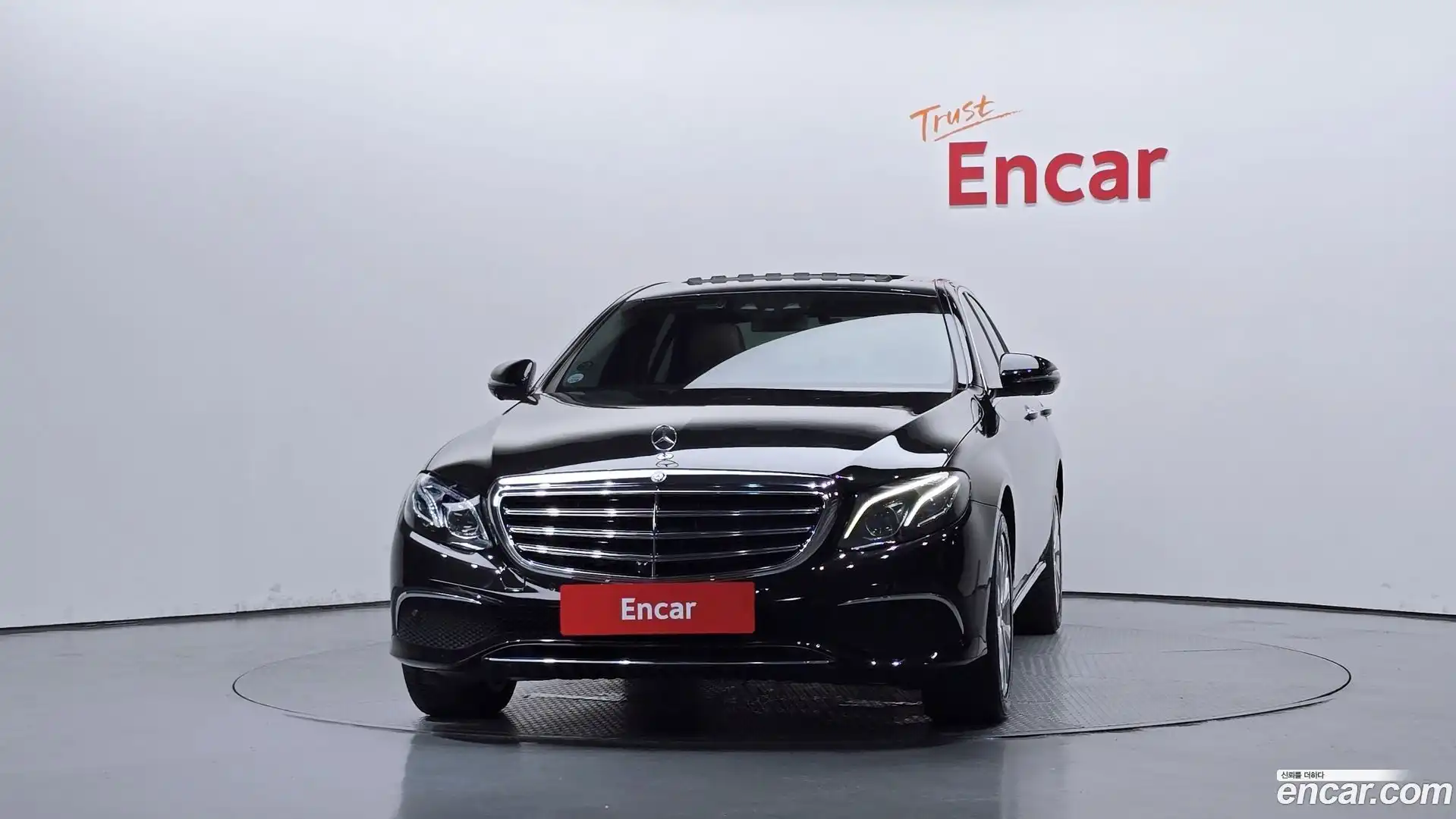 E-Class Mercedes-Benz 2017.11-OUTER-003