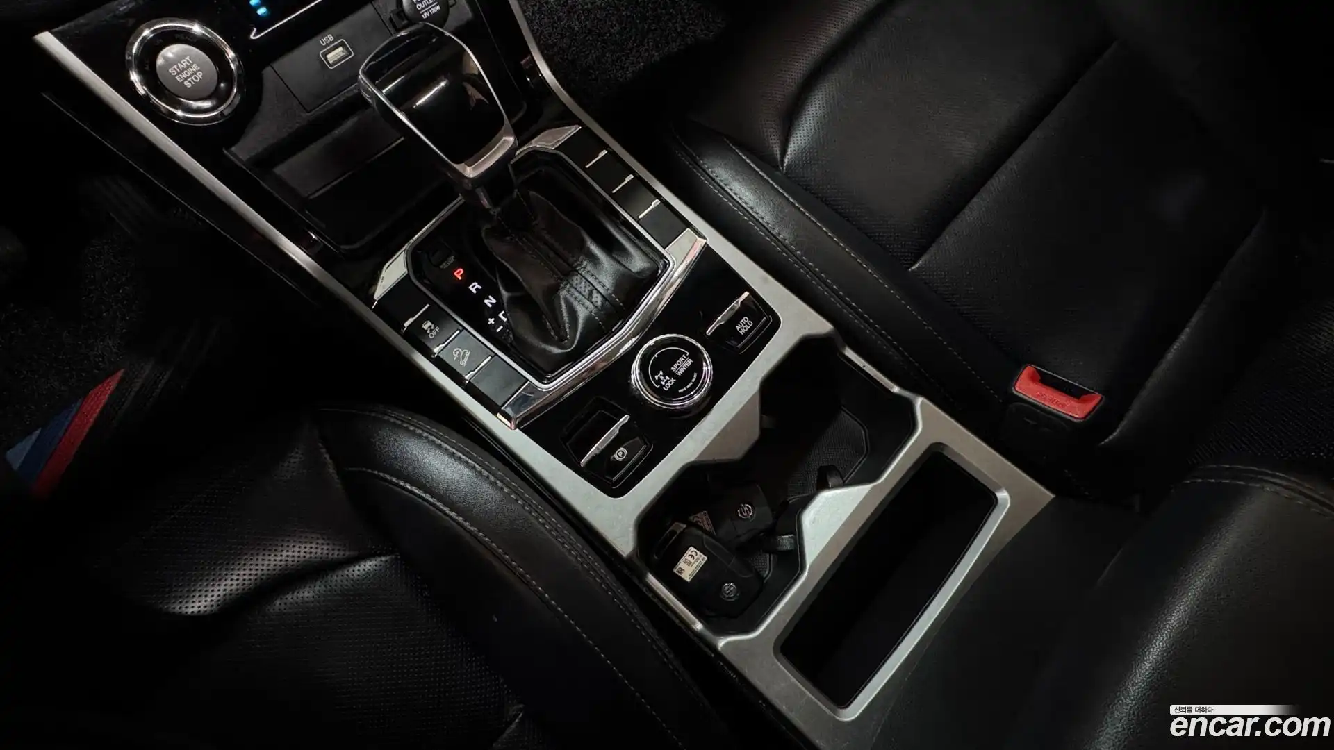 KORANDO KG Mobility 2019.2-INNER-009