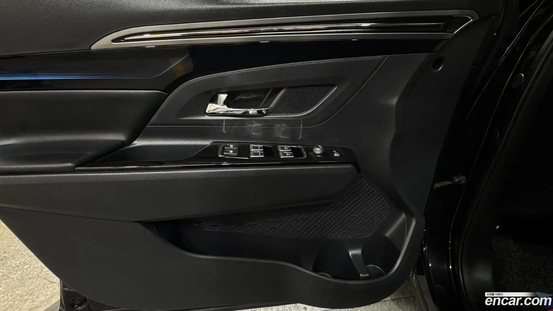 KORANDO KG Mobility 2019.2-INNER-010
