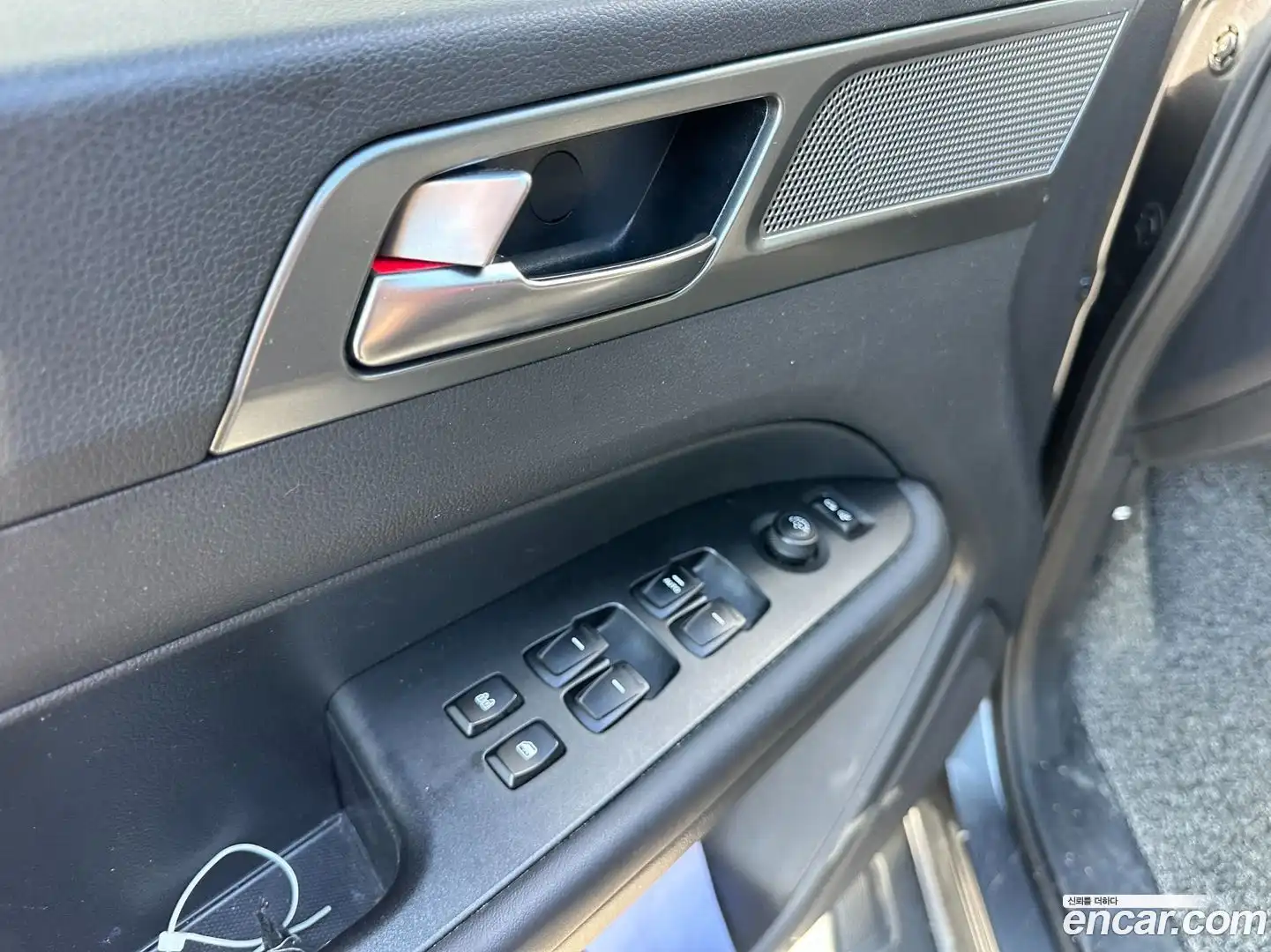 Rexton KG Mobility 2024.5-INNER-007