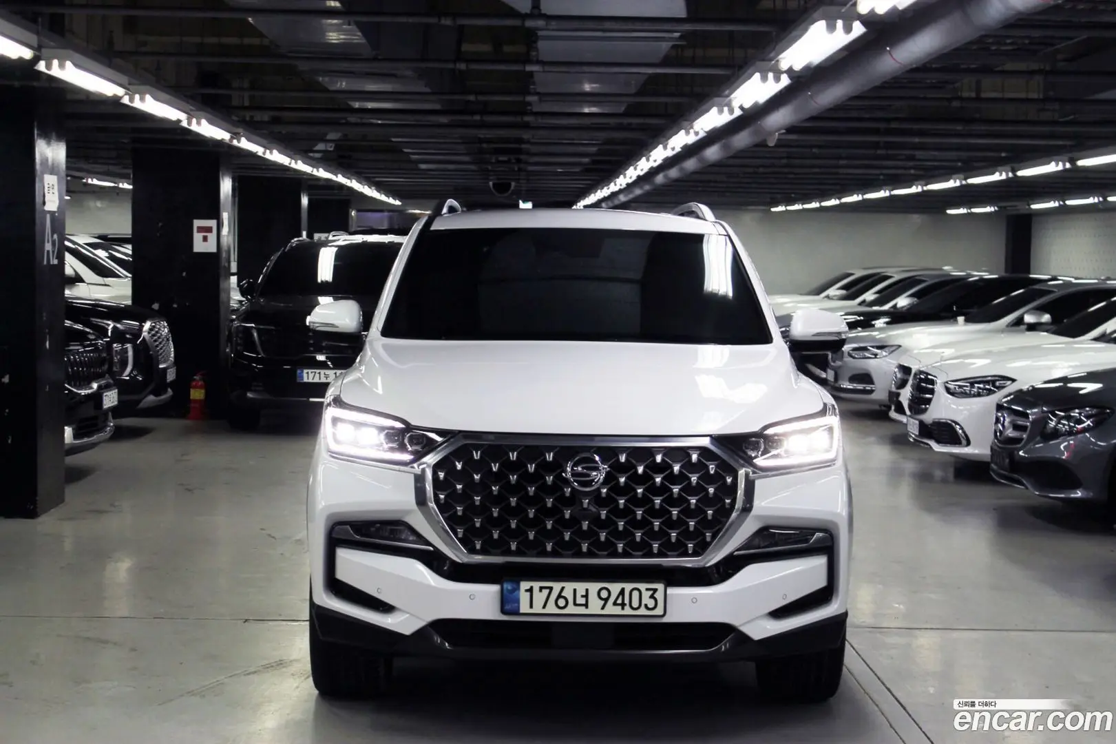 Main__Slider__Photo:Rexton KG Mobility 2021.0-1
