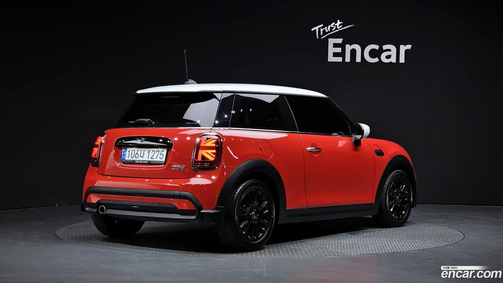 Main__Slider__Photo:Cooper Mini 2023.6-1