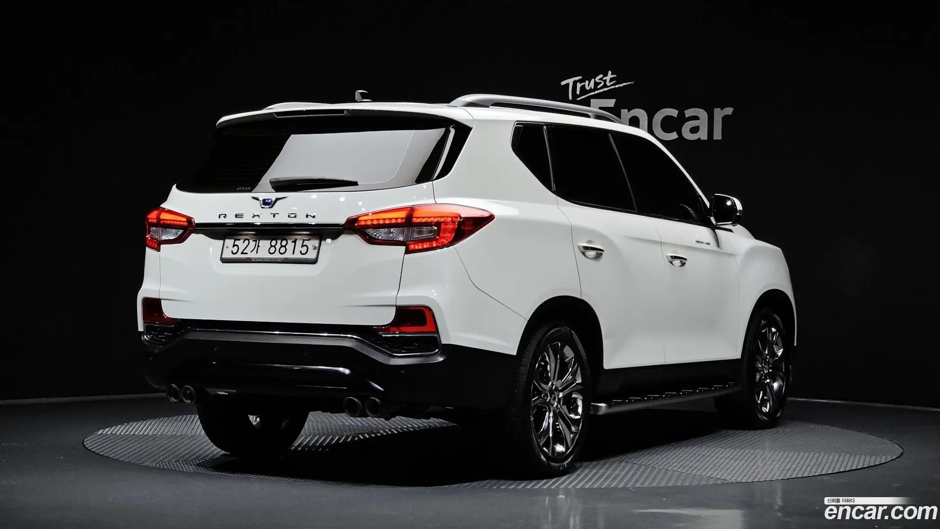 Main__Slider__Photo:Rexton KG Mobility 2018.0-1