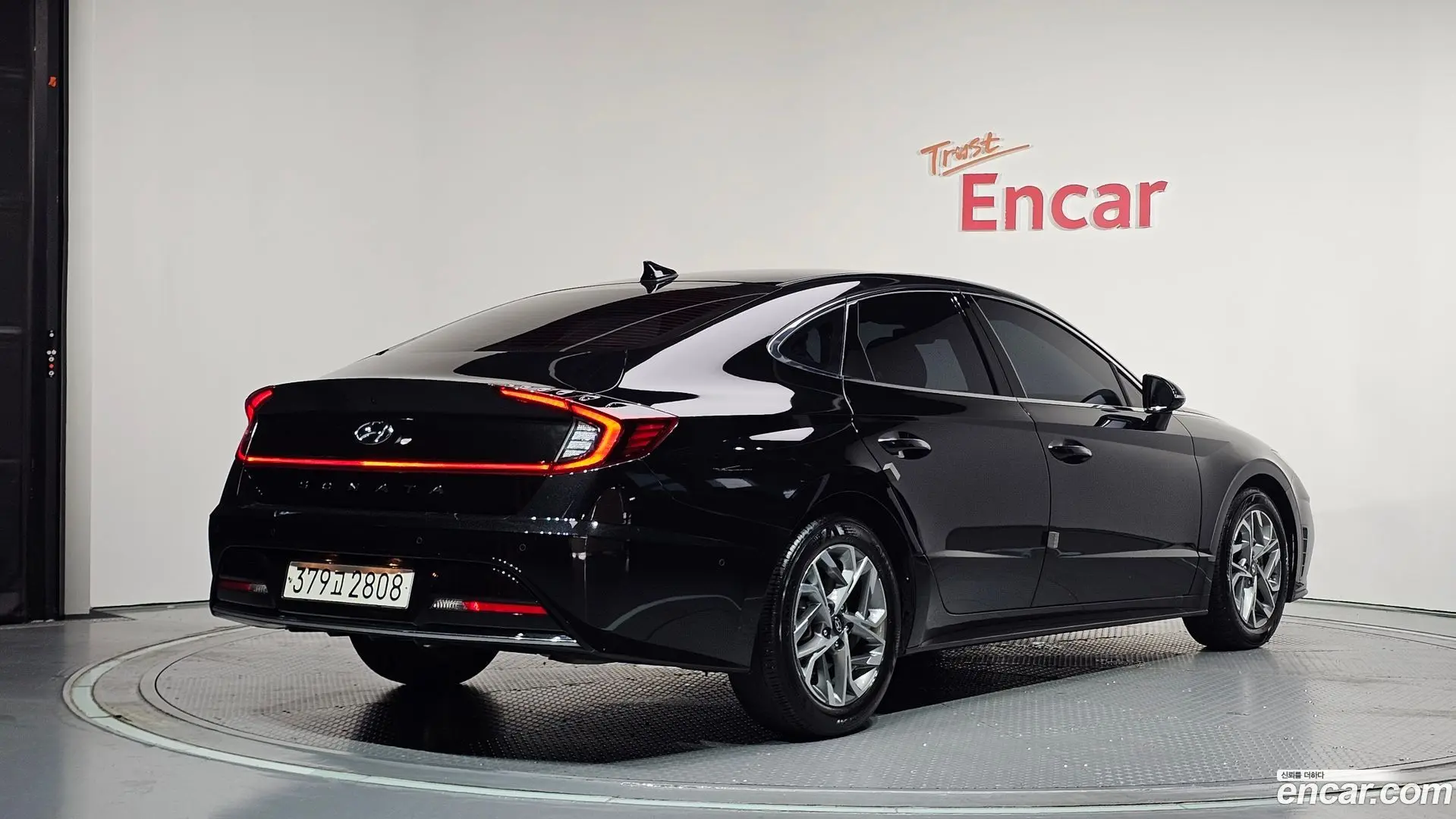 Main__Slider__Photo:Sonata Hyundai 2022.4-1