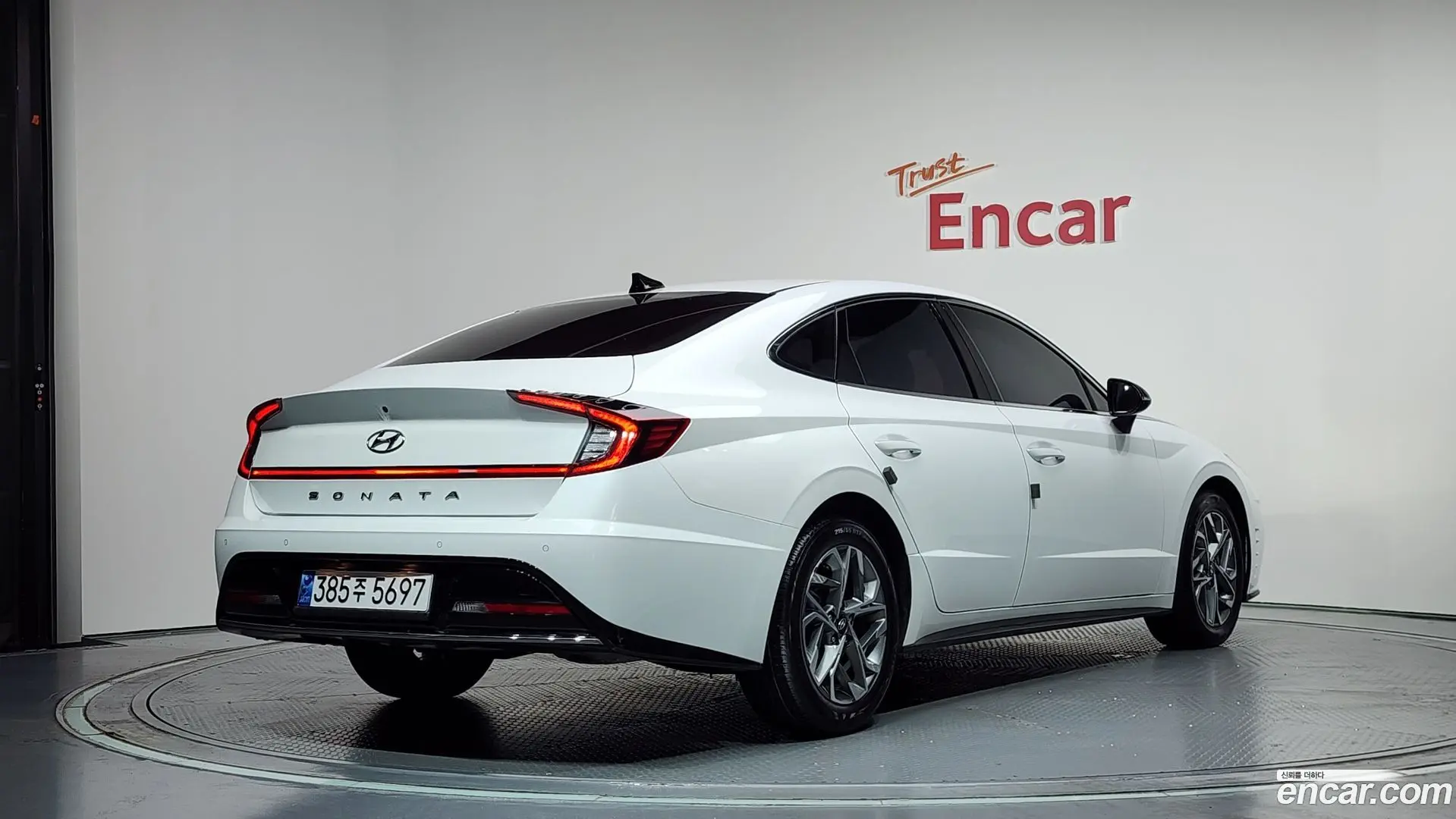 Main__Slider__Photo:Sonata Hyundai 2022.8-1