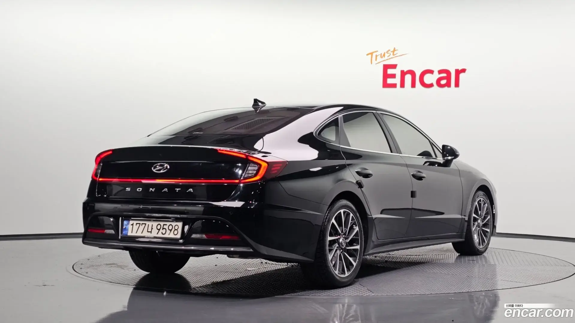 Main__Slider__Photo:Sonata Hyundai 2019.11-1