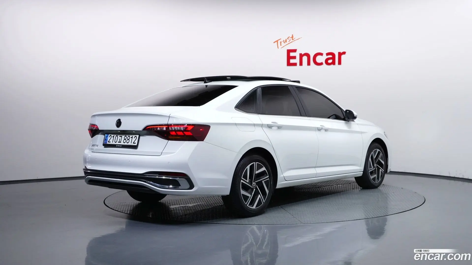 Main__Slider__Photo:Jetta Volkswagen 2023.6-1