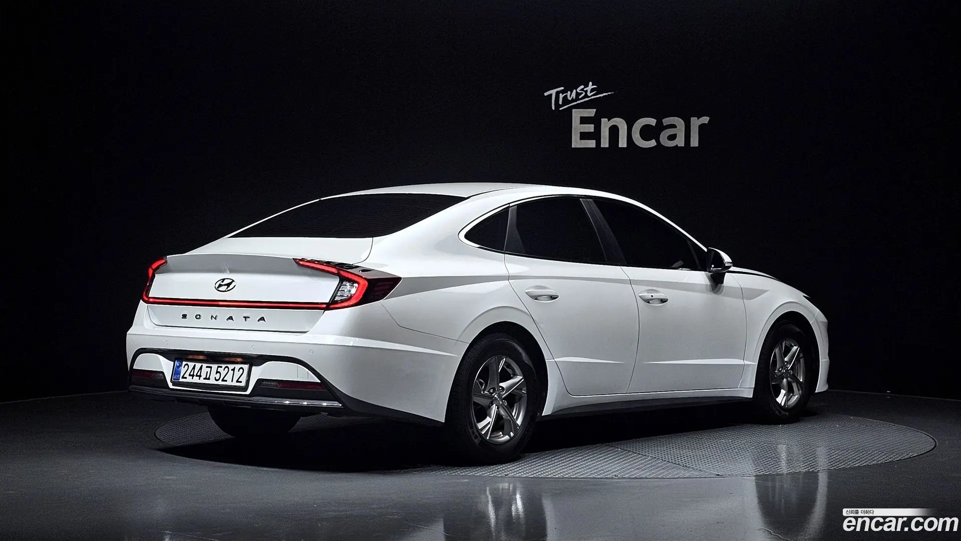 Main__Slider__Photo:Sonata Hyundai 2020.4-1